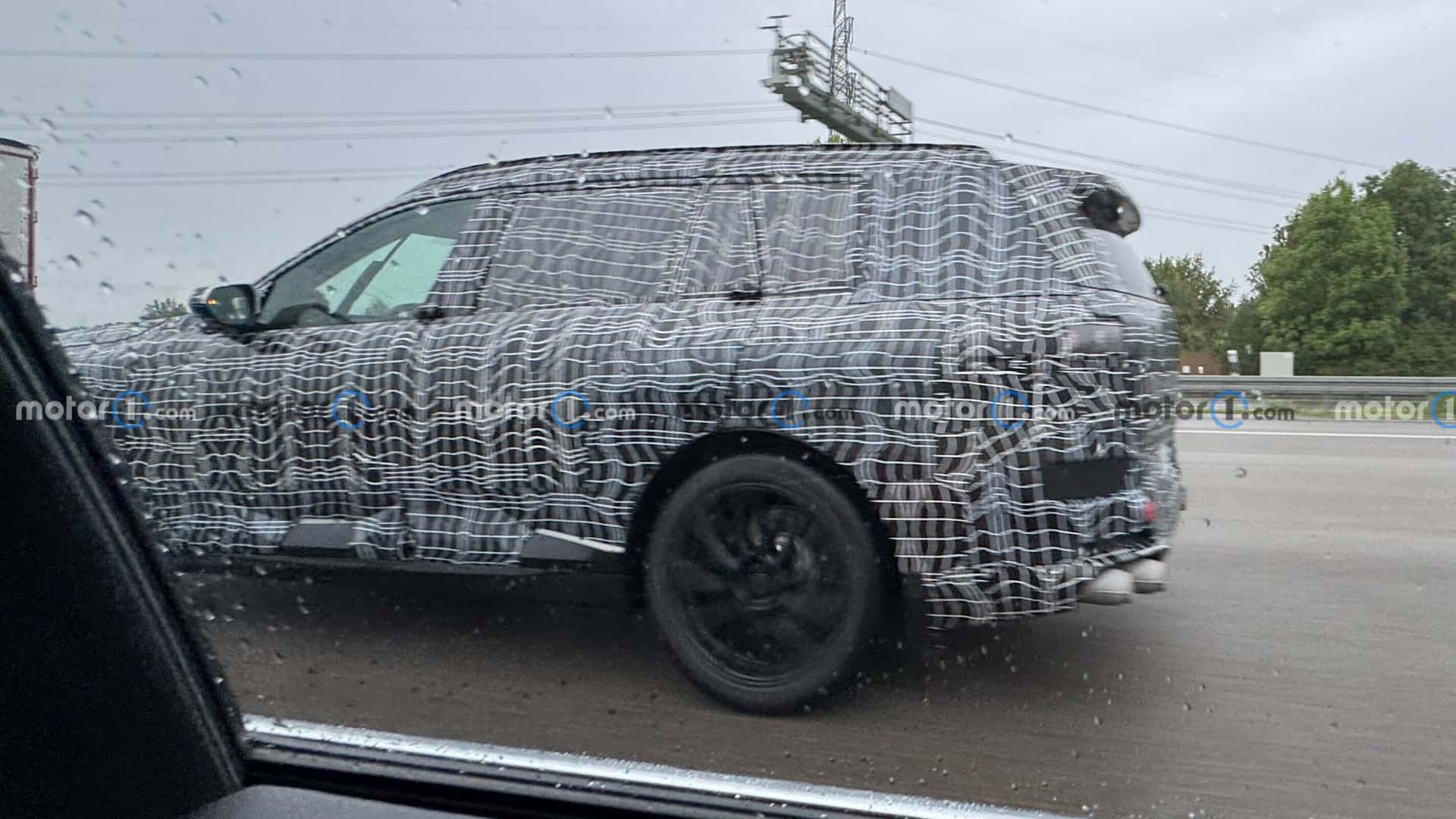 2026 BMW X7 Spy Photos