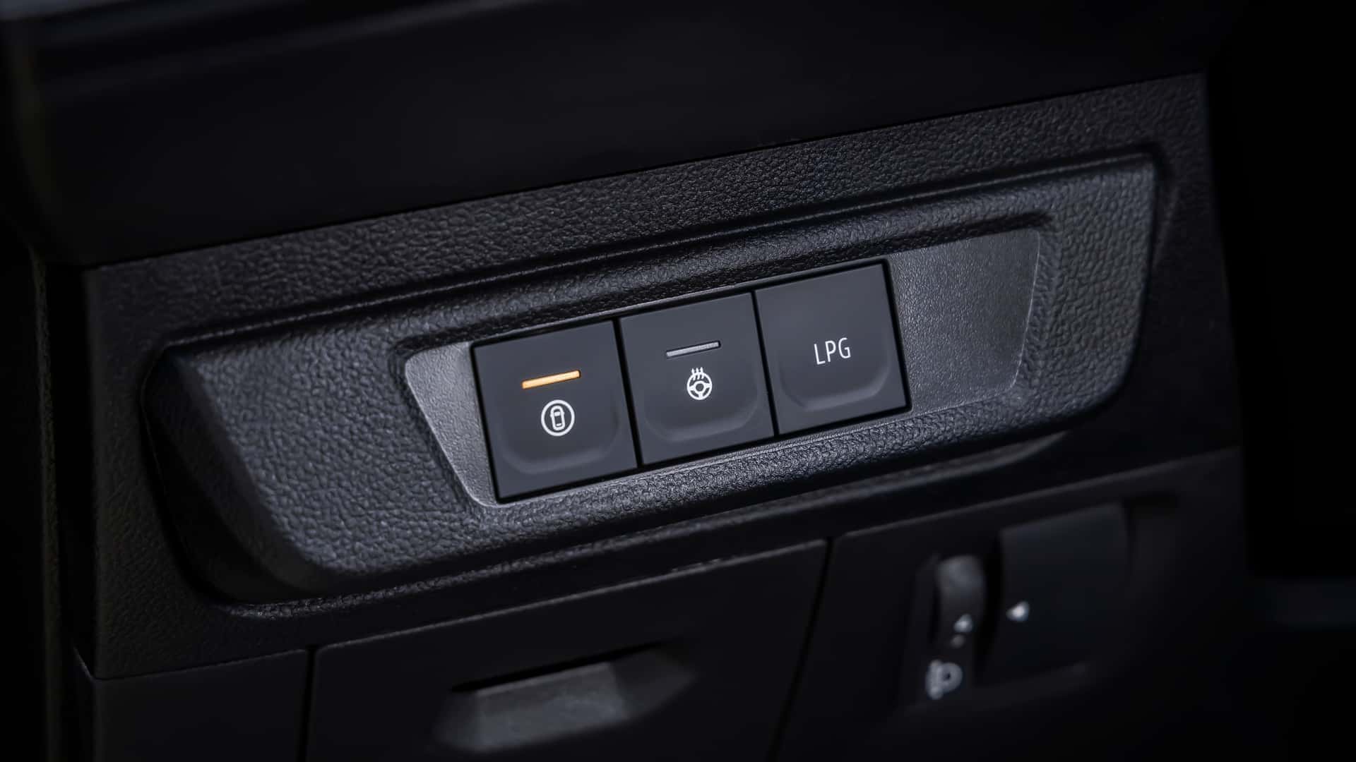 Restyling, intérieur et coffre de la Dacia Sandero