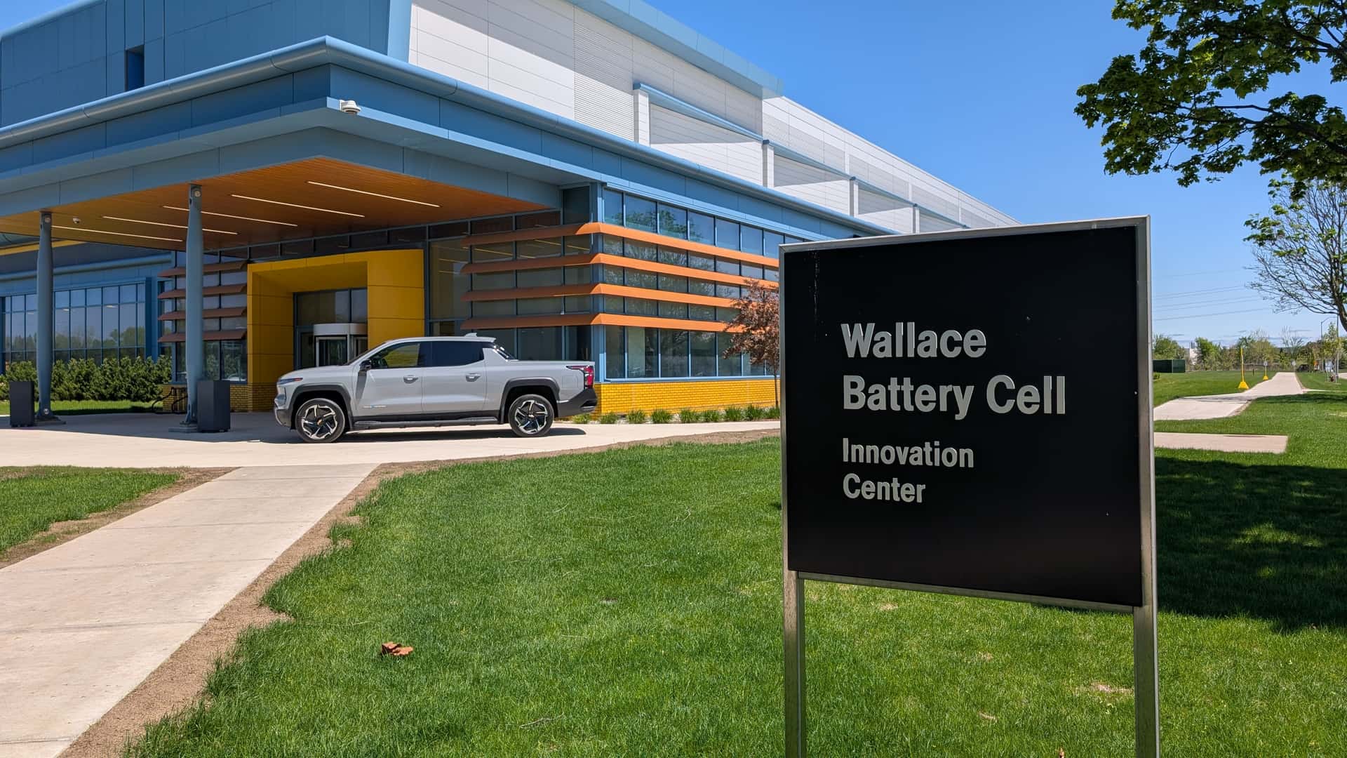 Pusat Inovasi Baterai GM Wallace Michigan