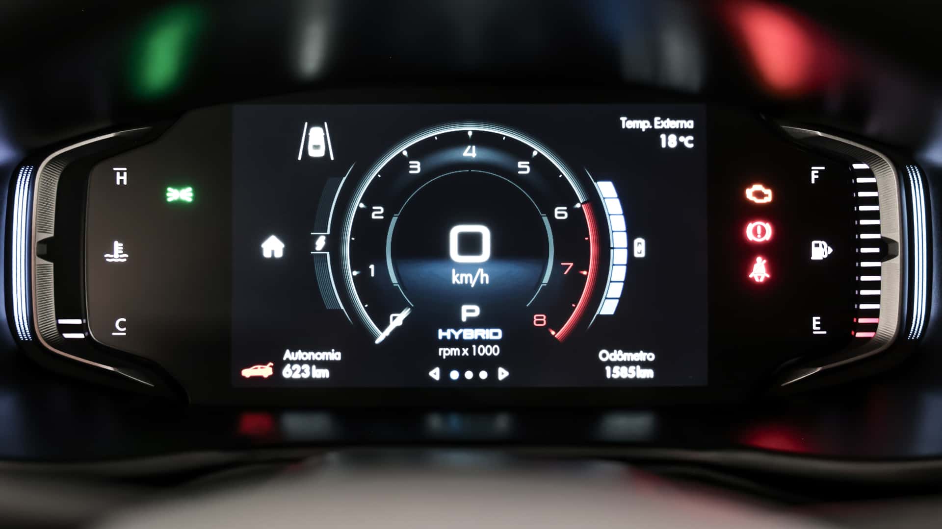 Fiat Fastback Impetus T200 Hybrid 2026 (BR) im Test - digitale Instrumententafel