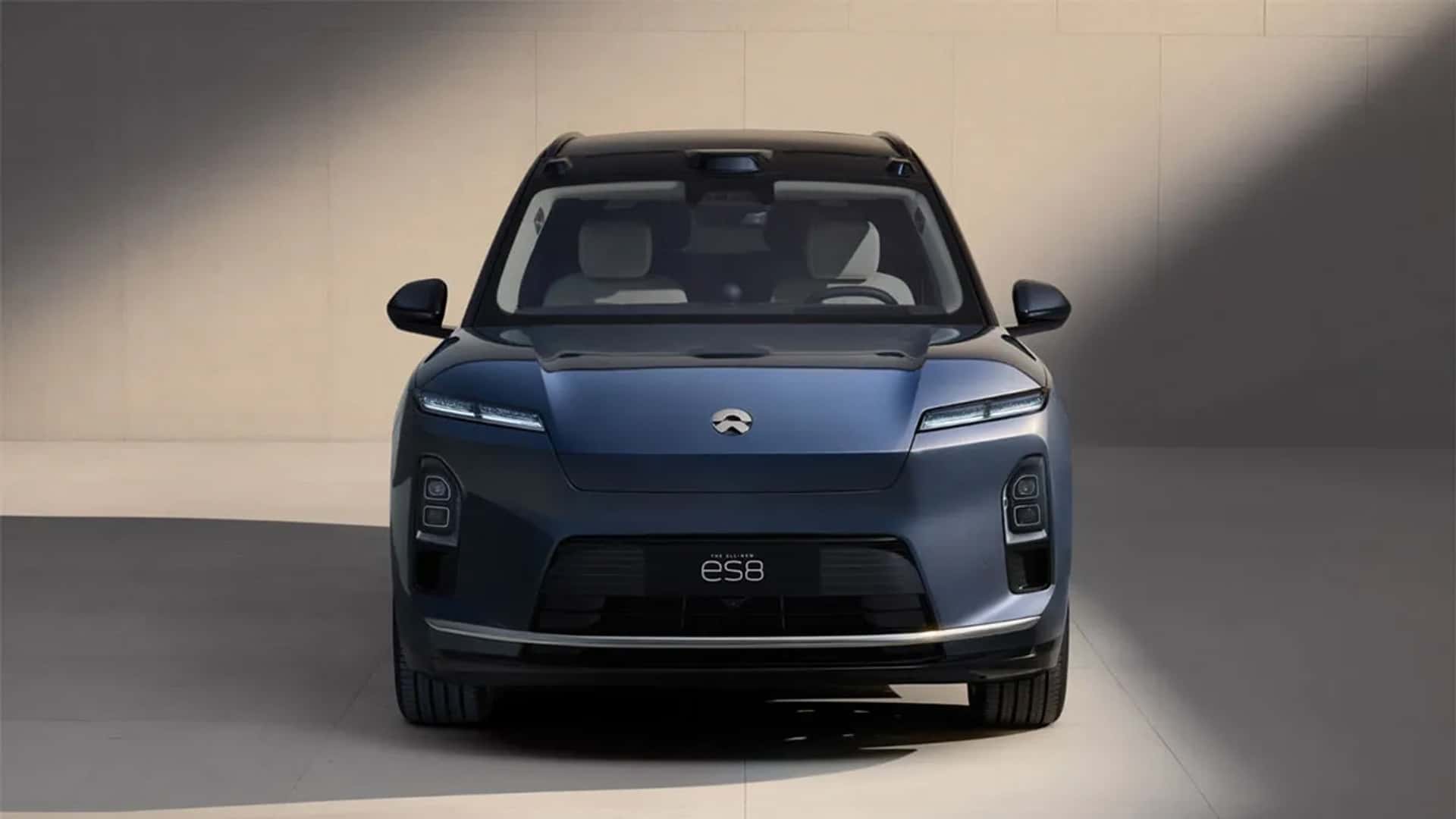 Nio ES8 