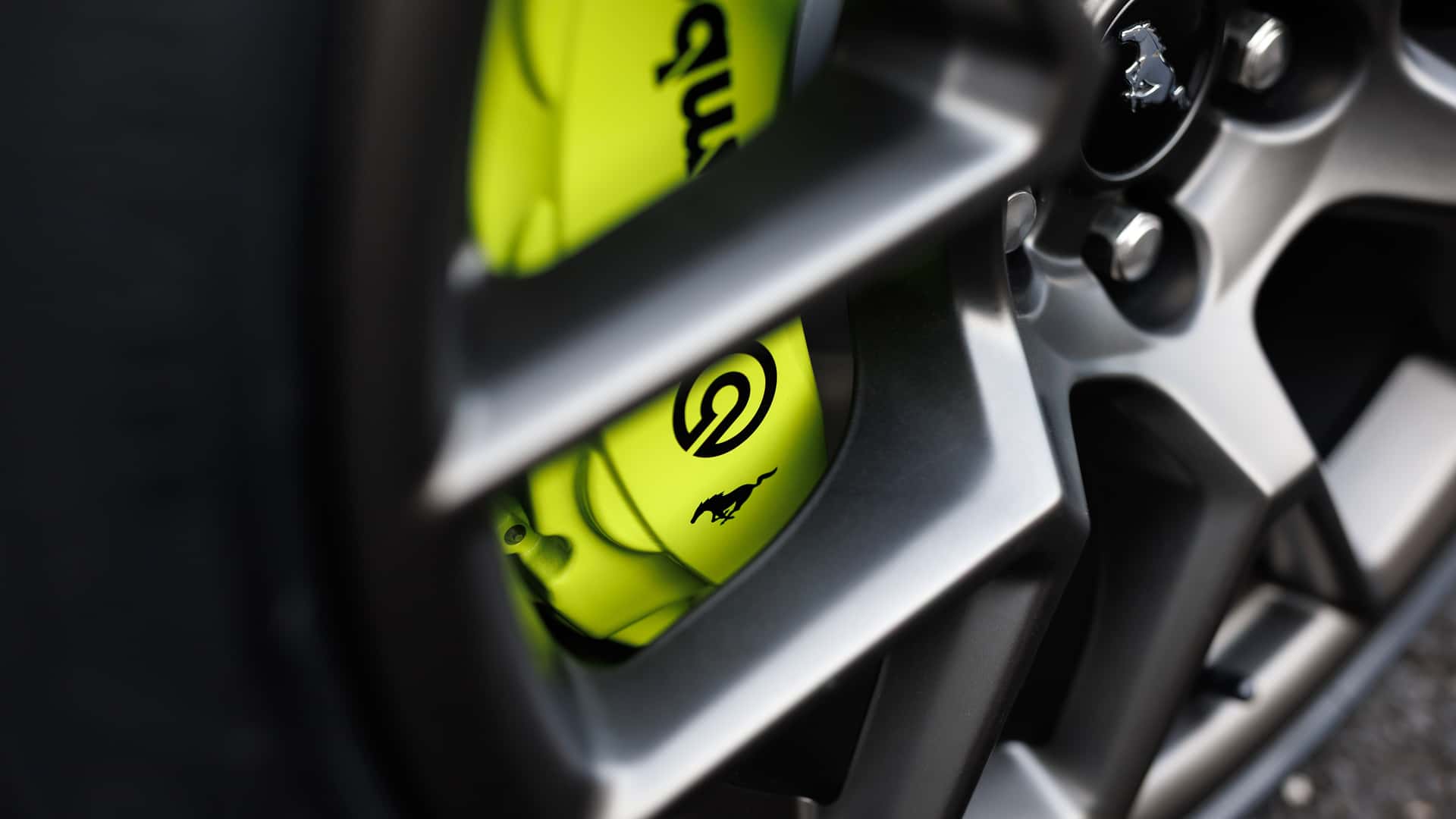 2026 Mustang EcoBoost dengan Paket RTR