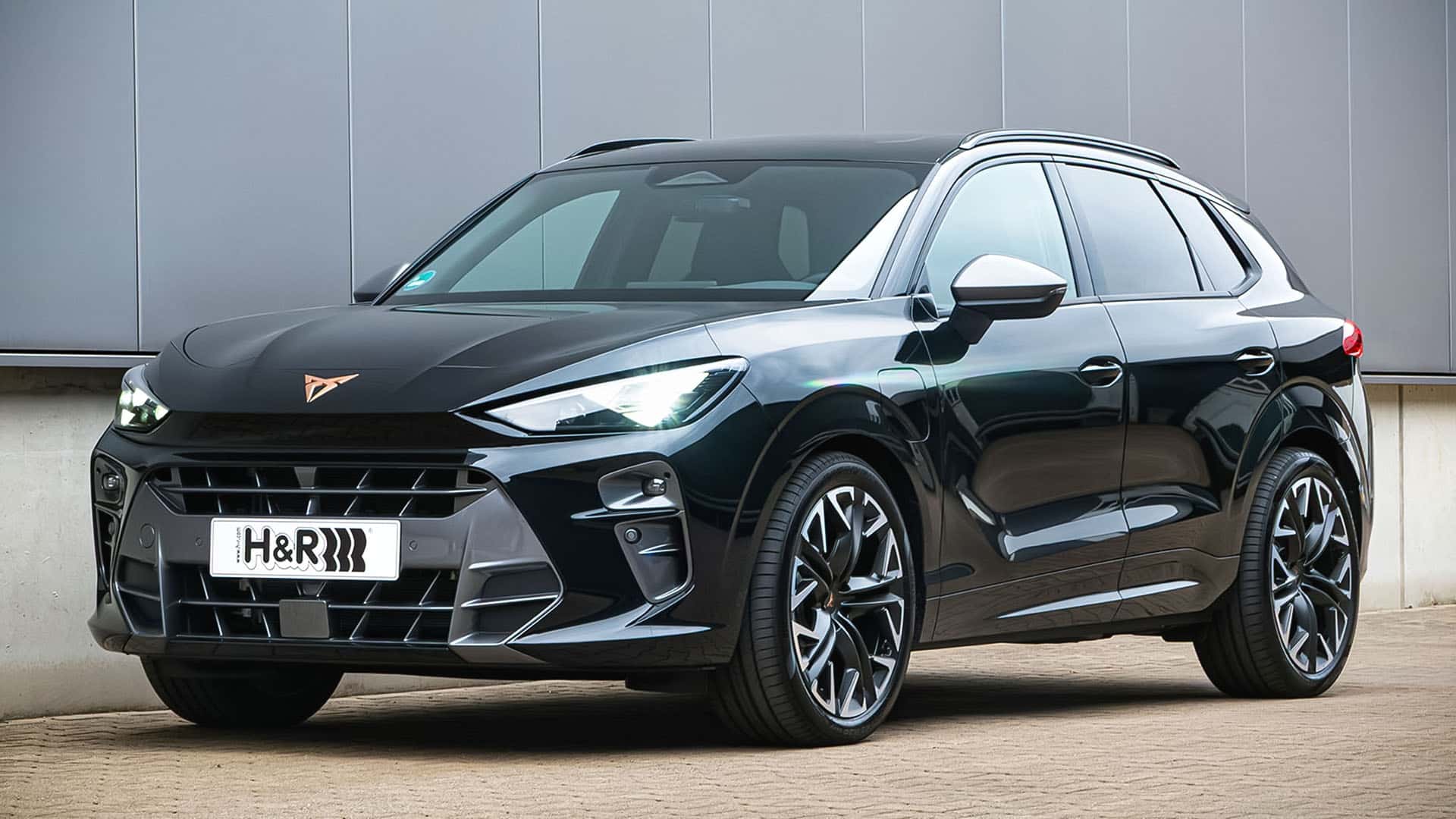 Sichtbar schicker: Der Cupra Terramar mit H&R-Tieferlegungsfedern