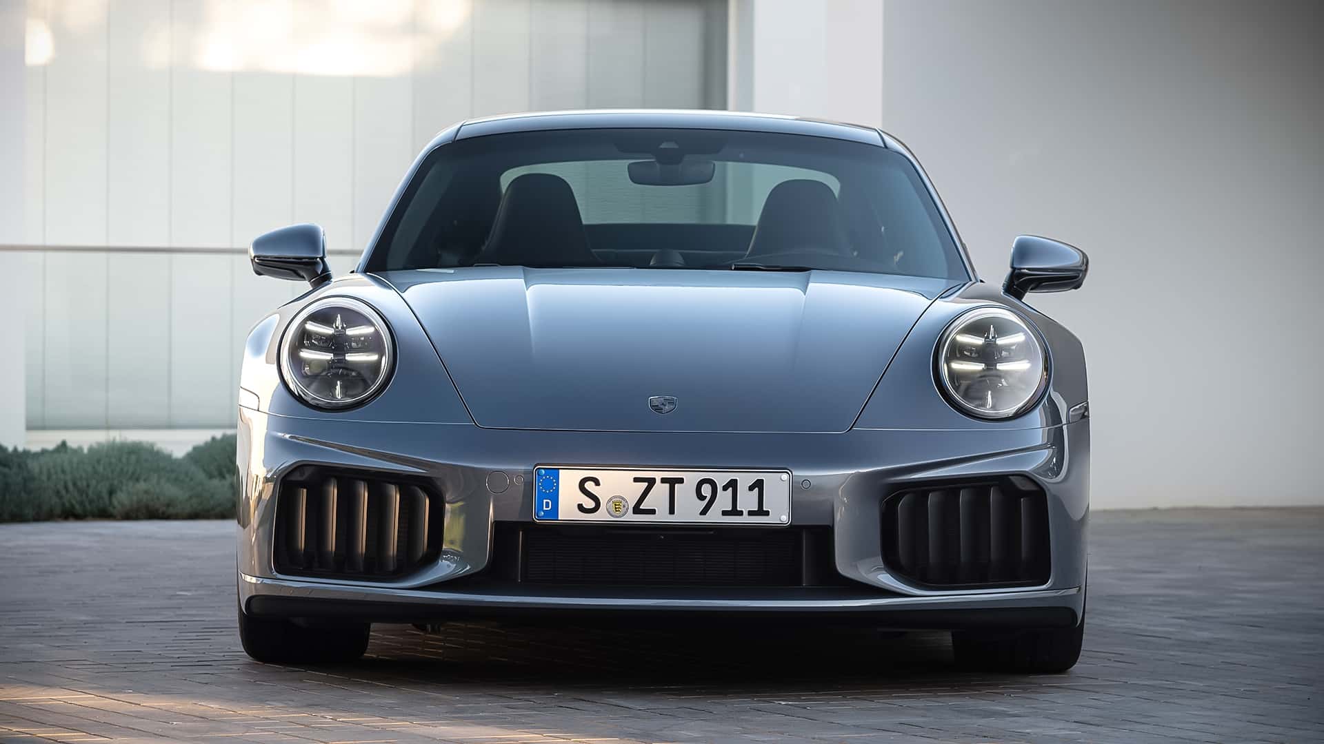 Porsche 911 Turbo S (2025)