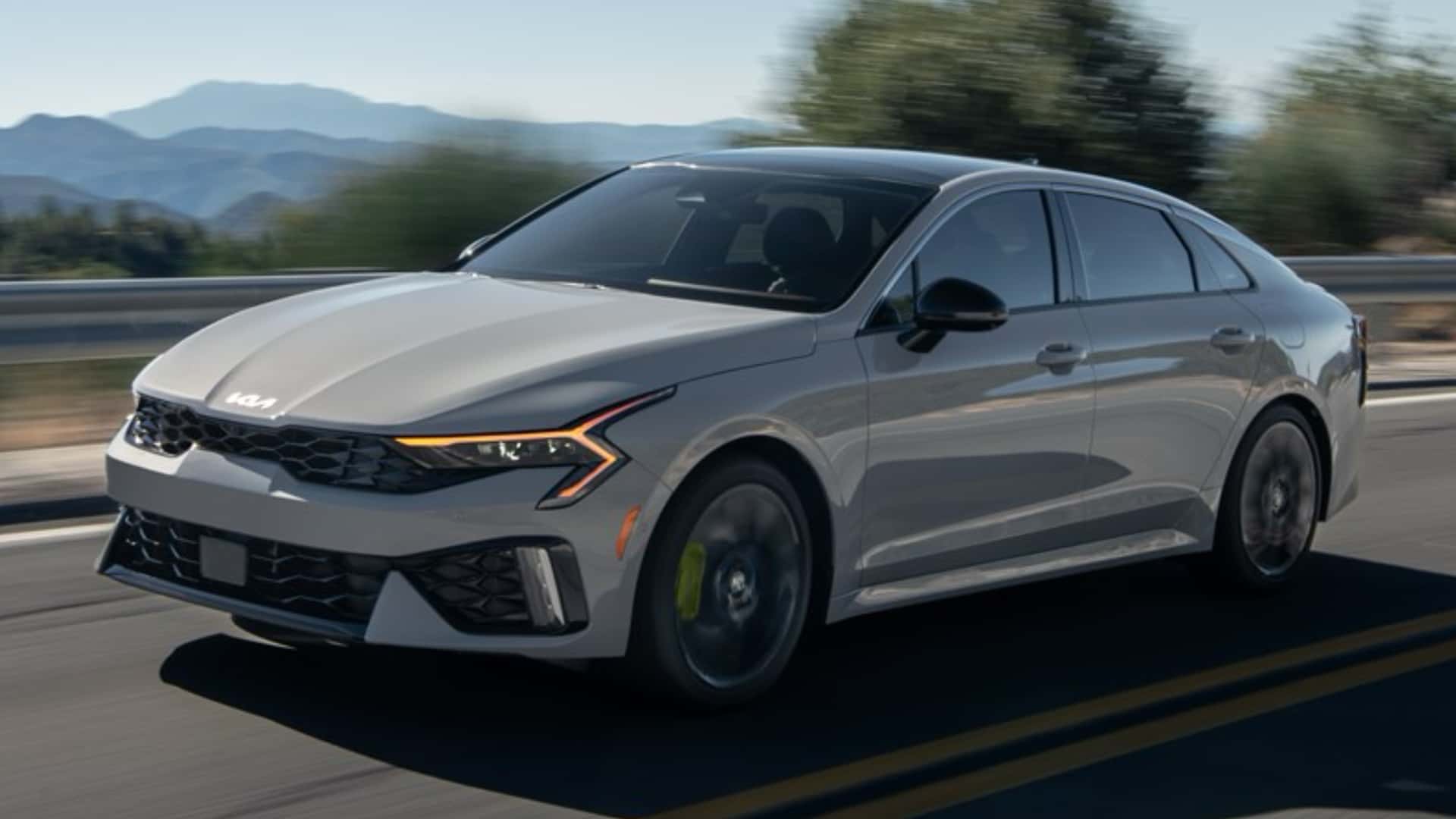 2026 Kia K5 Front 3/4