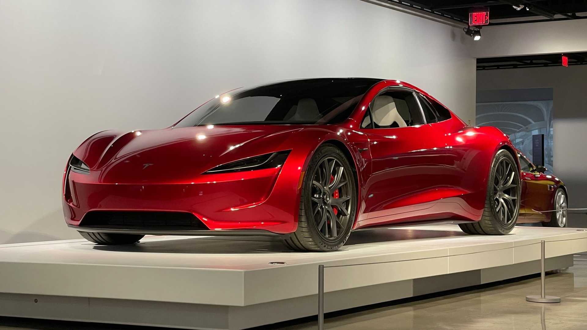 Tesla Roadster au Petersen Automotive Museum (photo : Petersen Automotive Museum/FB)