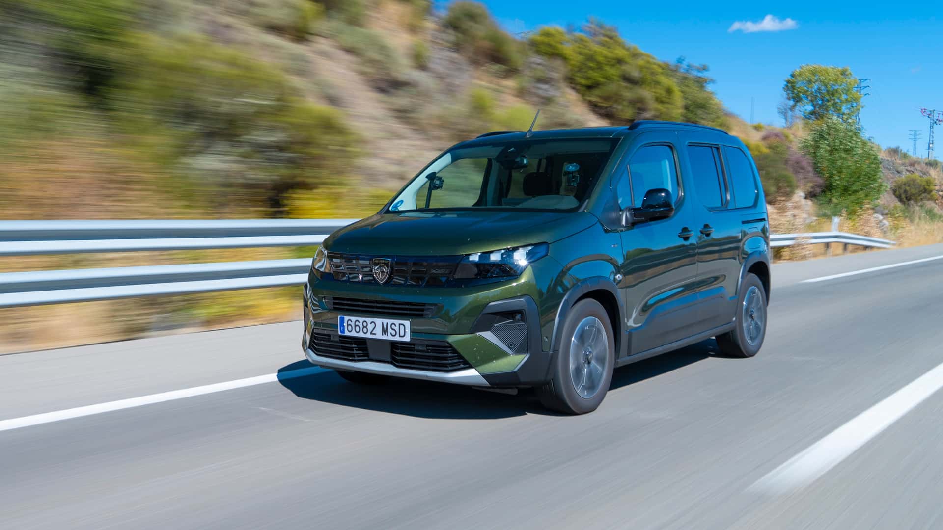 Peugeot e-Rifter: viaje Madrid - Finisterre en furgoneta eléctrica