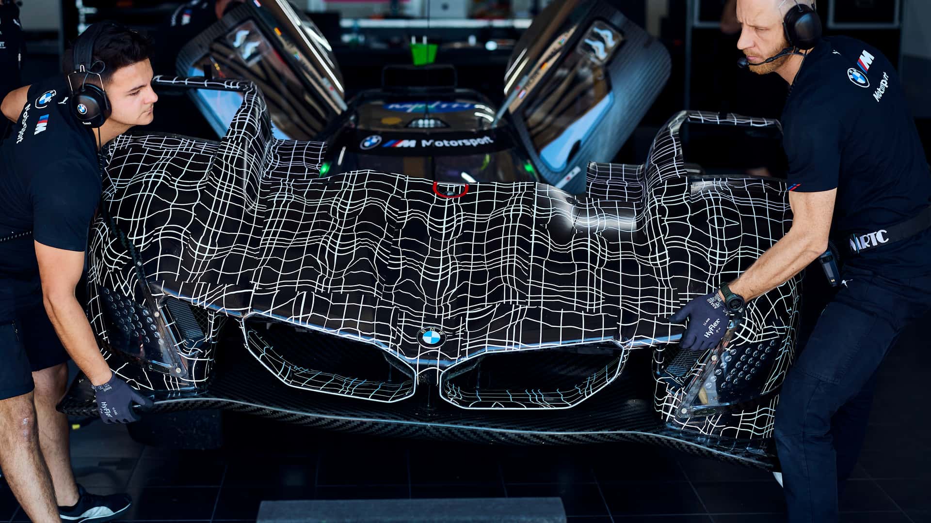 2026 BMW M Hybrid V8