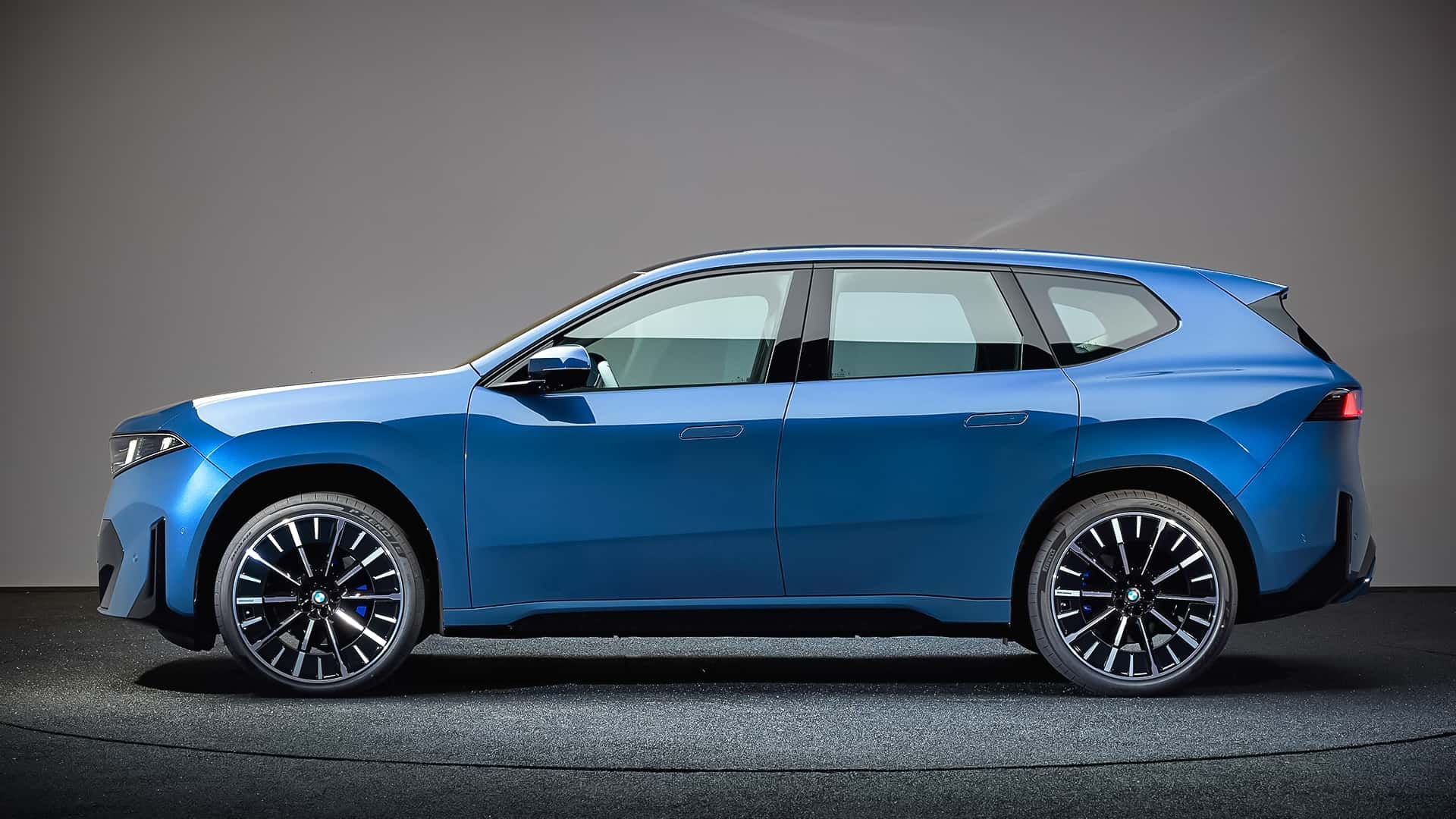 BMW iX3 (2025) in der Sitzprobe