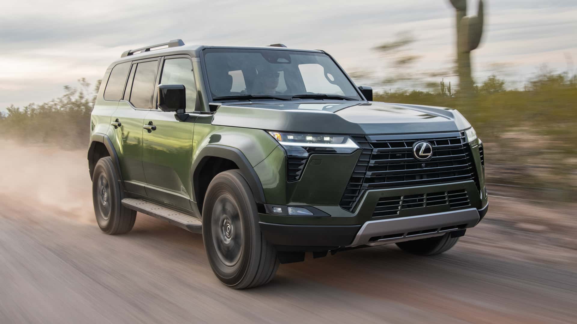 2024 Lexus GX 550 Overtrail+ Exterior Front Quarter