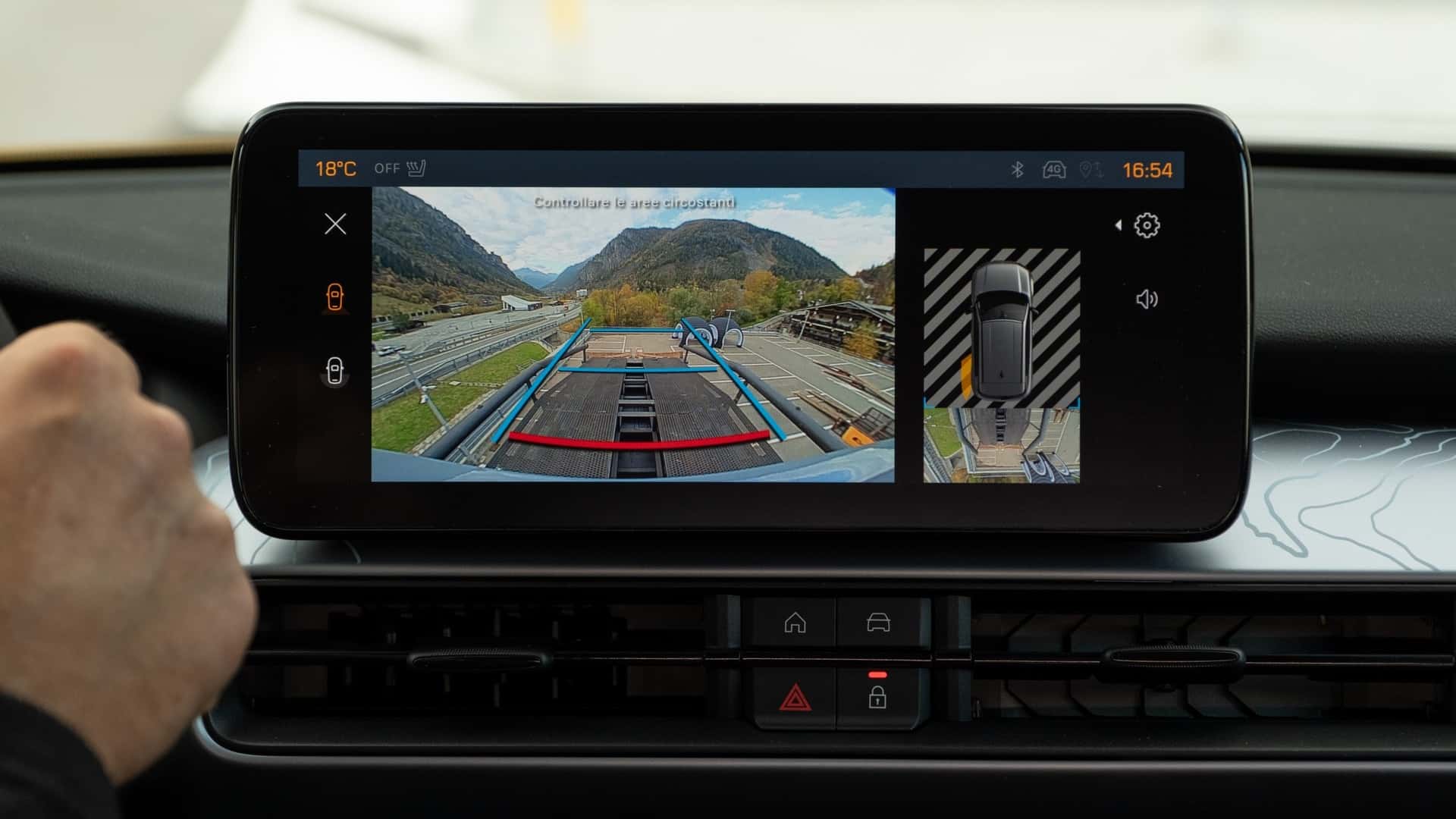 Jeep Avenger 4xe Die North Face Ausgabe. Die Innenräume