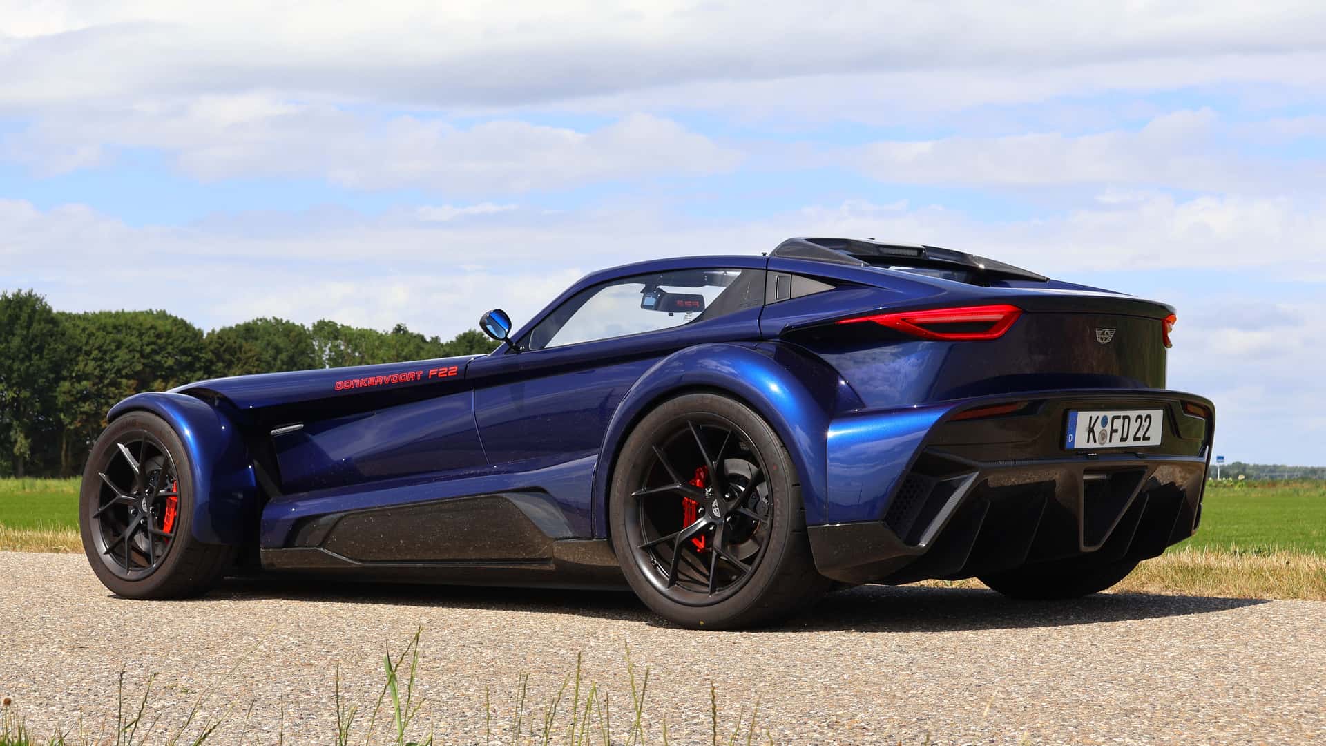 Donkervoort F22: Konsistensi Radikal dalam Konstruksi Mobil