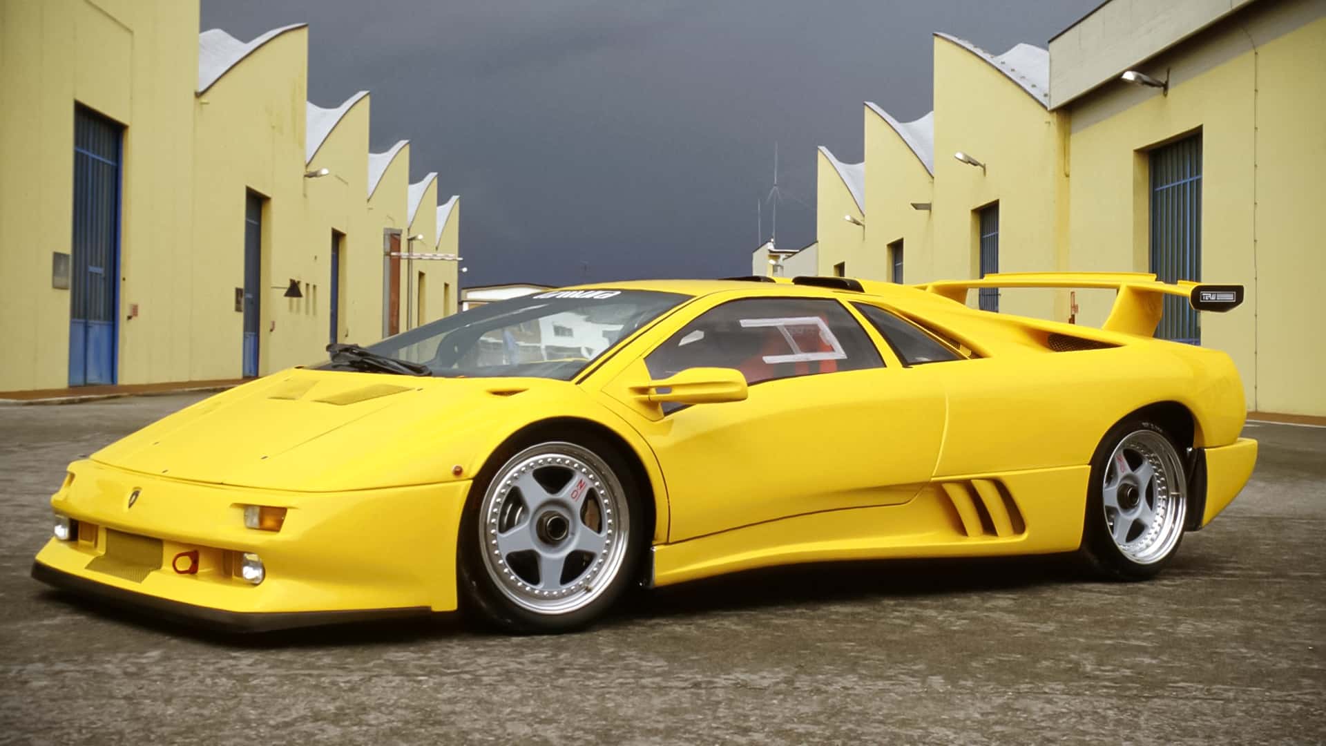 Der Lamborghini Diablo wird 35: Tanti Auguri, Posterboy!