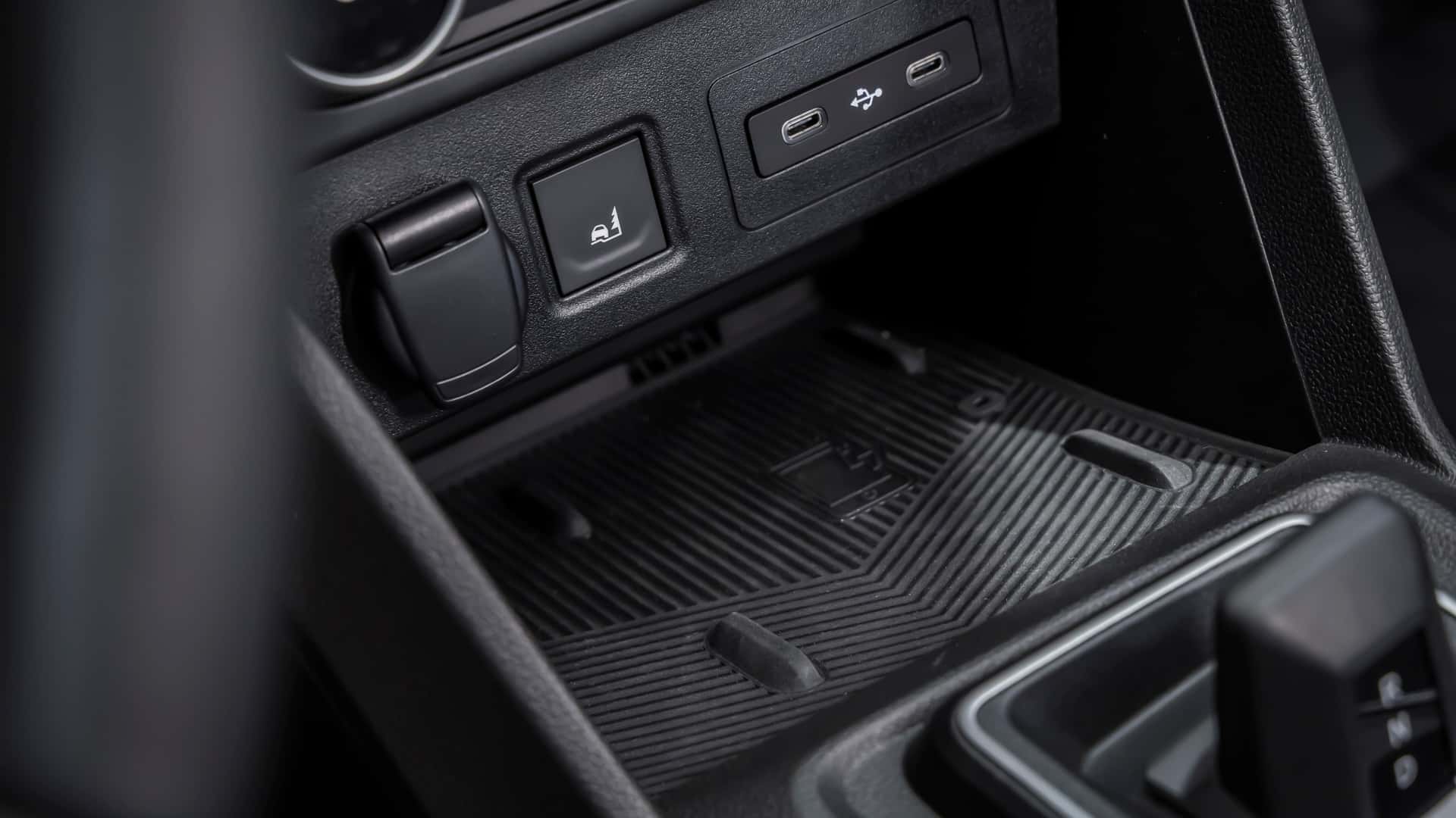 Restyling, intérieur et coffre de la Dacia Sandero