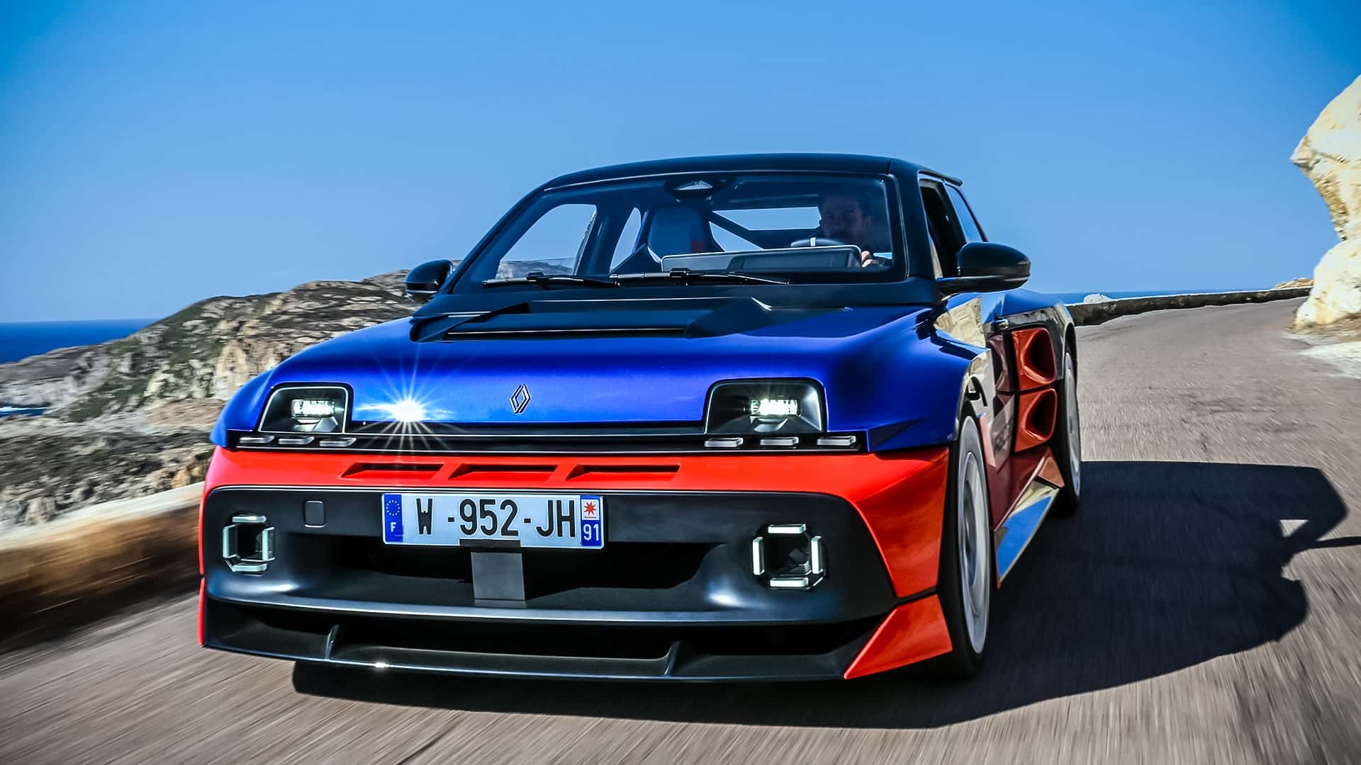 Renault 5 Turbo 3E bei der Rallye Tour de Corse