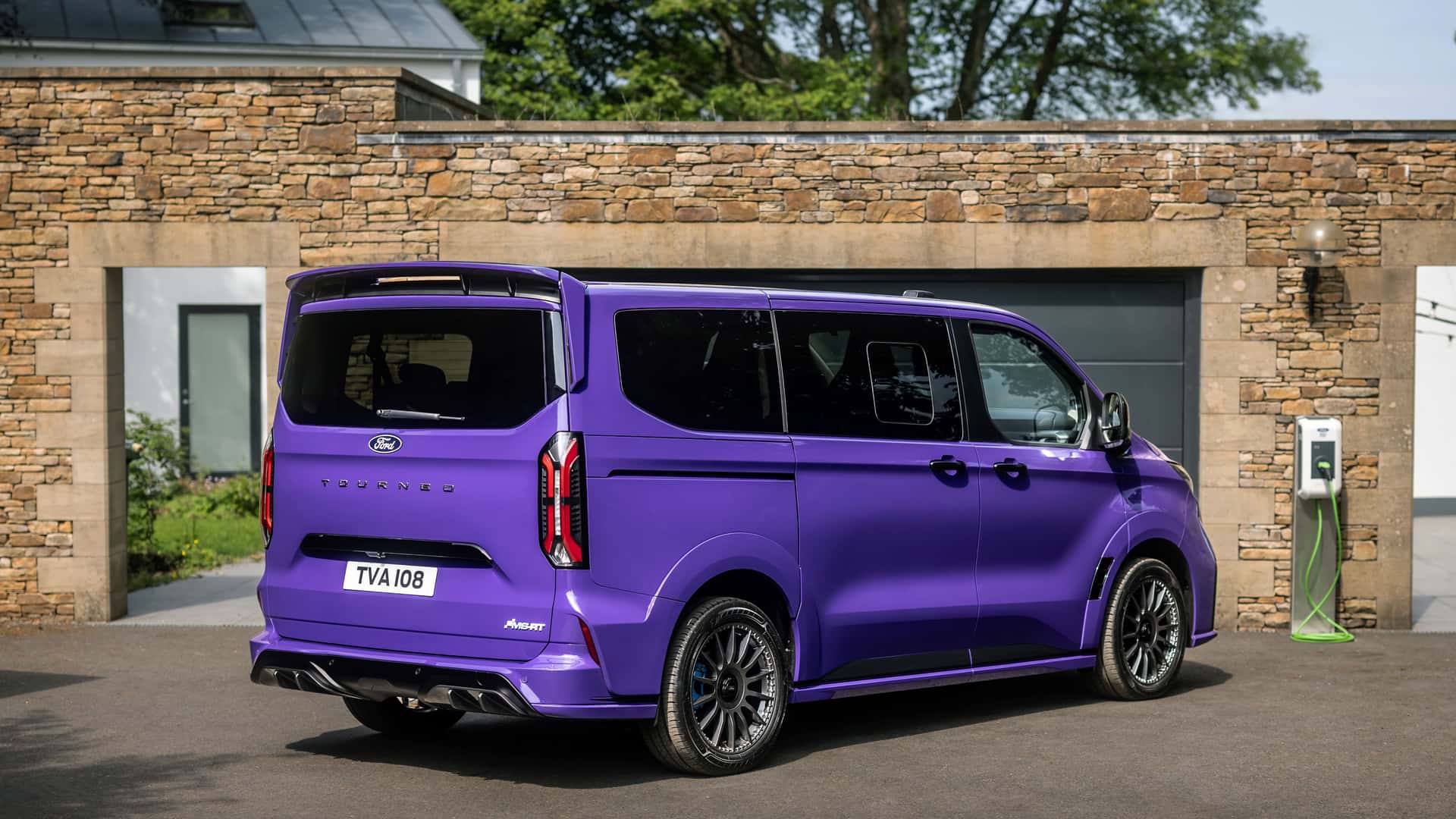 Ford Ranger Plug-in-Hybrid und E-Tourneo Custom (2025) MS-RT-Versionen