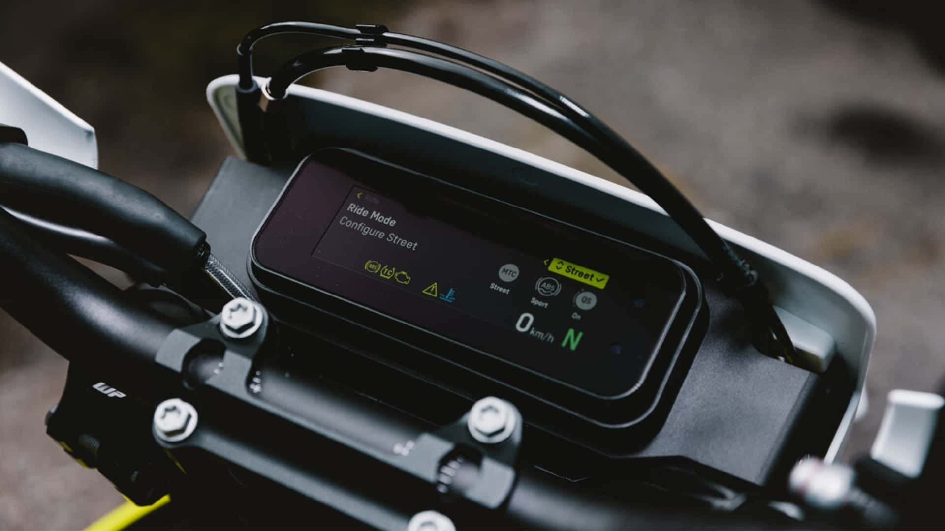 Husqvarna 701 Enduro y 701 Supermoto (2026)