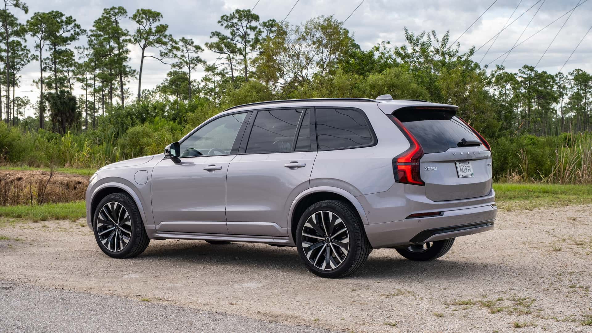 2026 Volvo XC90 Plug-In Hybrid Review