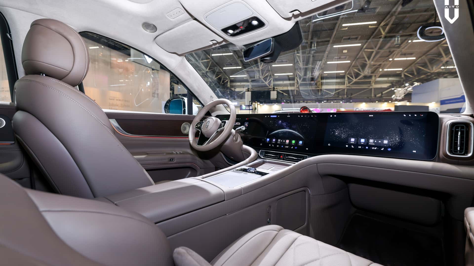 Aito 9 at the 2025 Monaco Motor Show