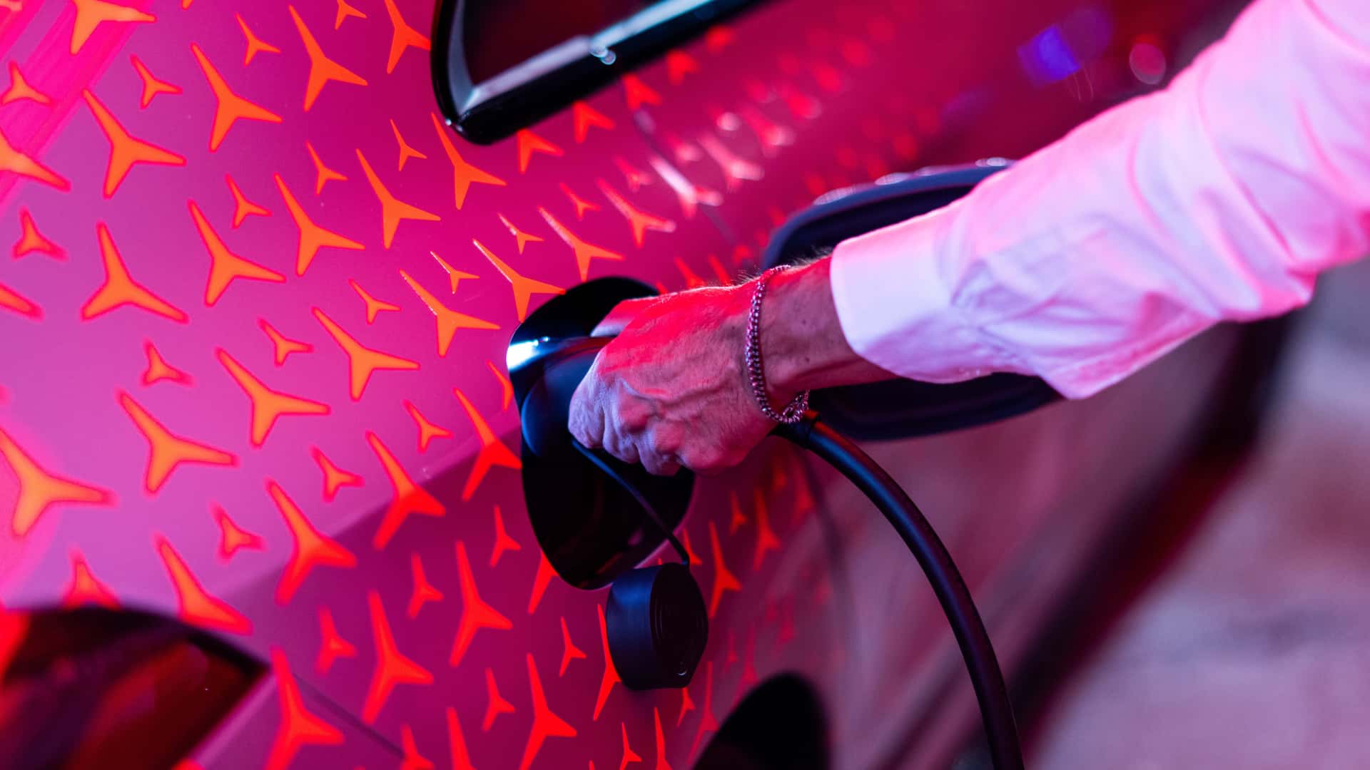 La Mercedes CLA 250+ sur le Grand périphérique de Rome