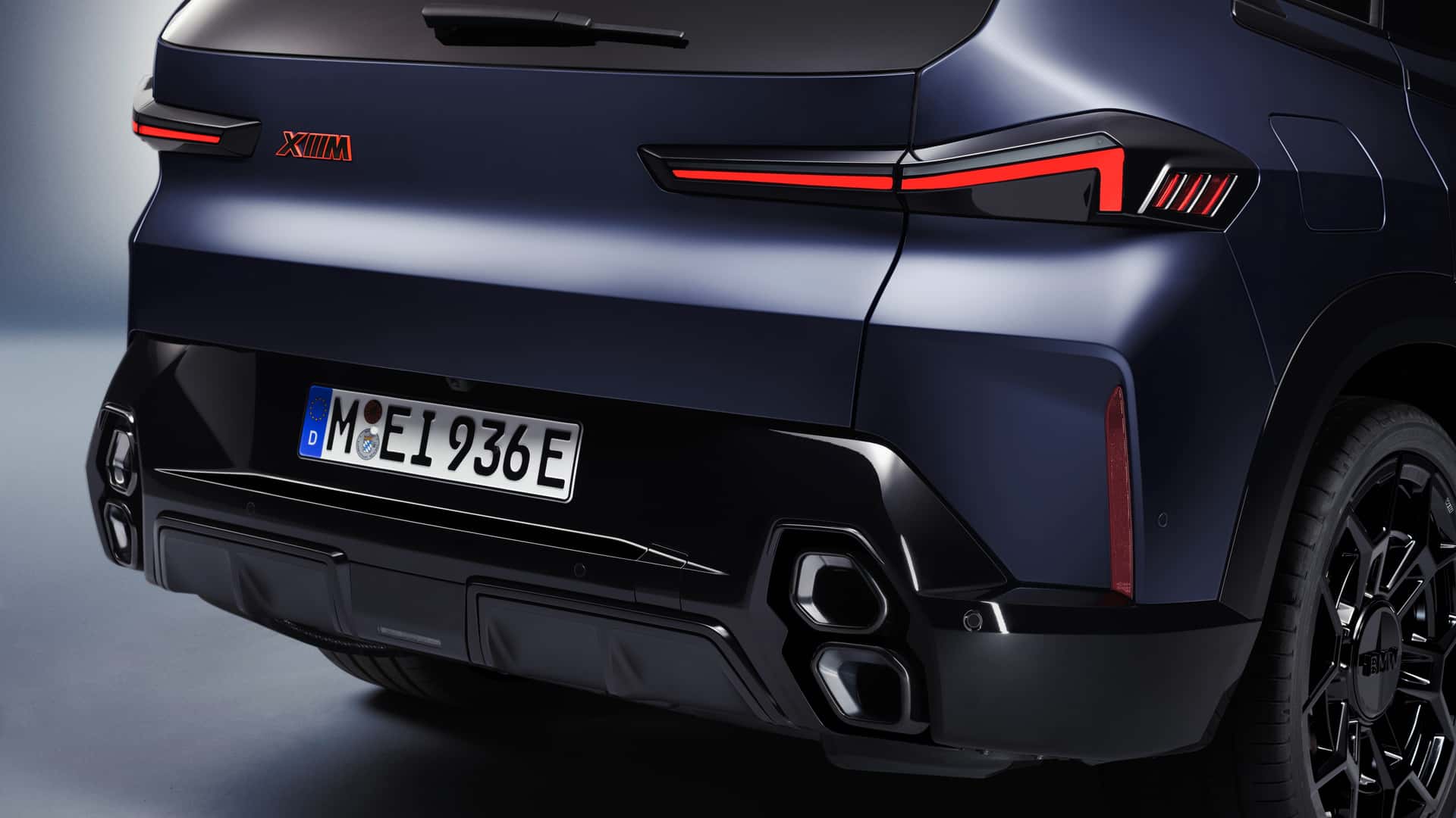 2026 BMW XM Label Exterior 8