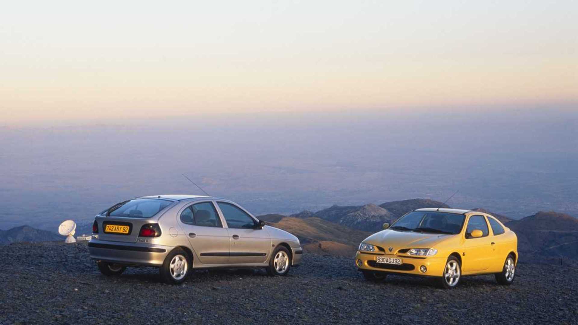 25 Jahre Renault Mégane: Der Fünf- und Dreitürer waren die ersten Mégane-Versionen.