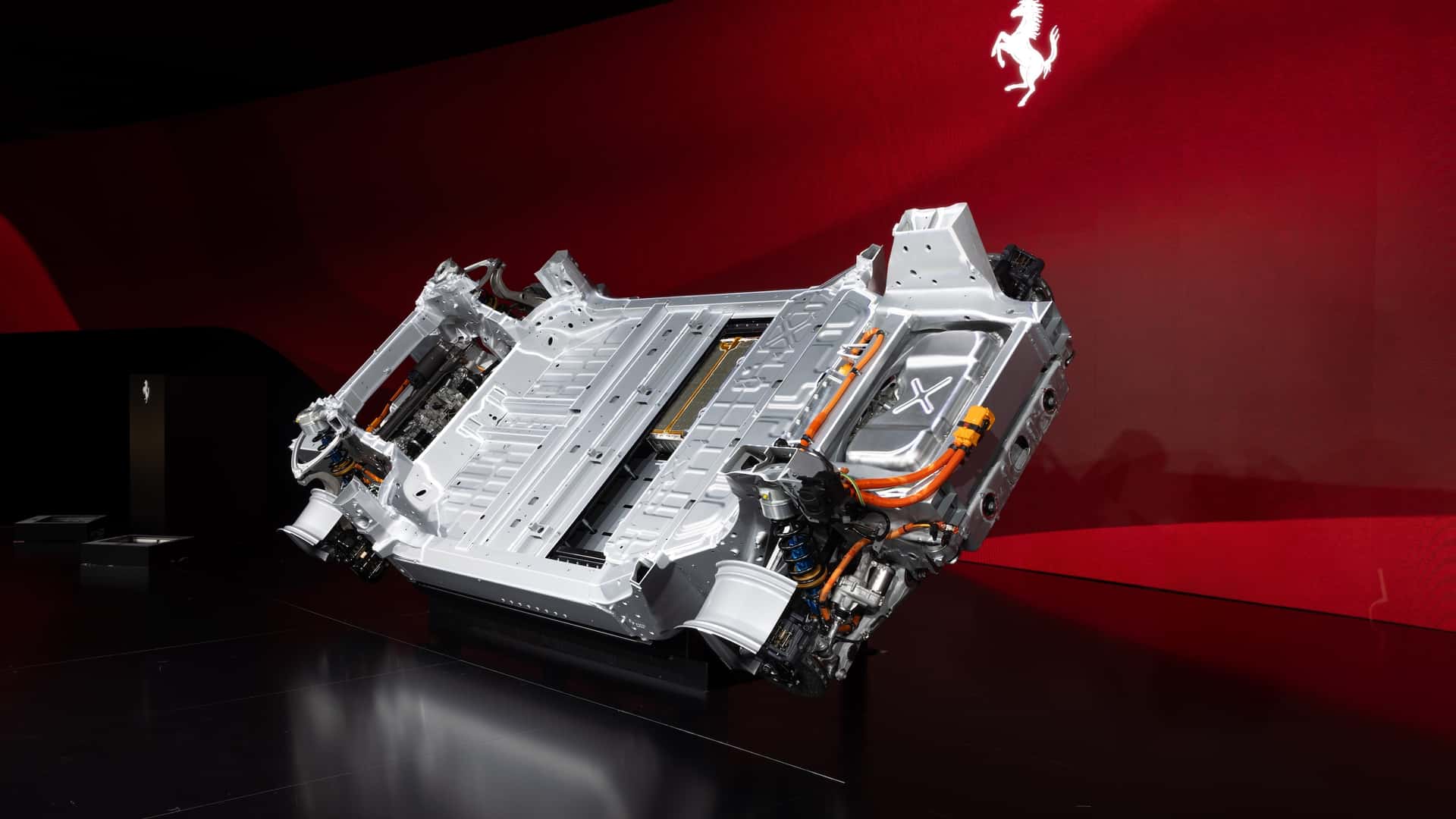 La Ferrari Elettrica ne se mettra pas à jour à distance : voici pourquoi