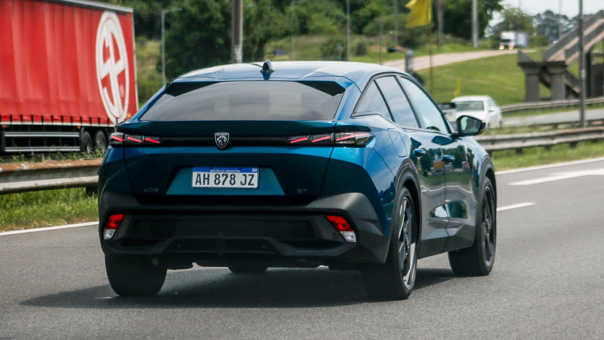 Apuntes del lanzamiento del Peugeot 408