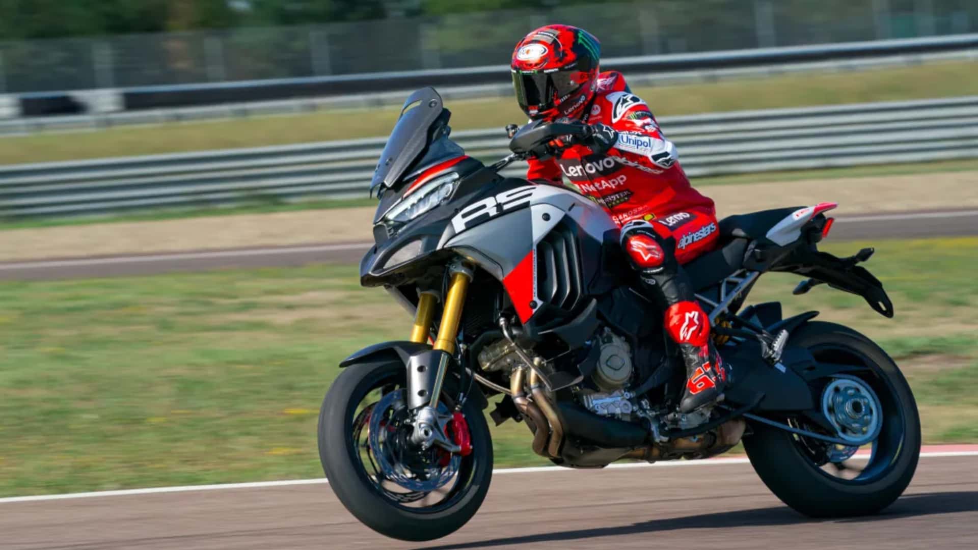 Ducati MultistradaV4 RS - Pista