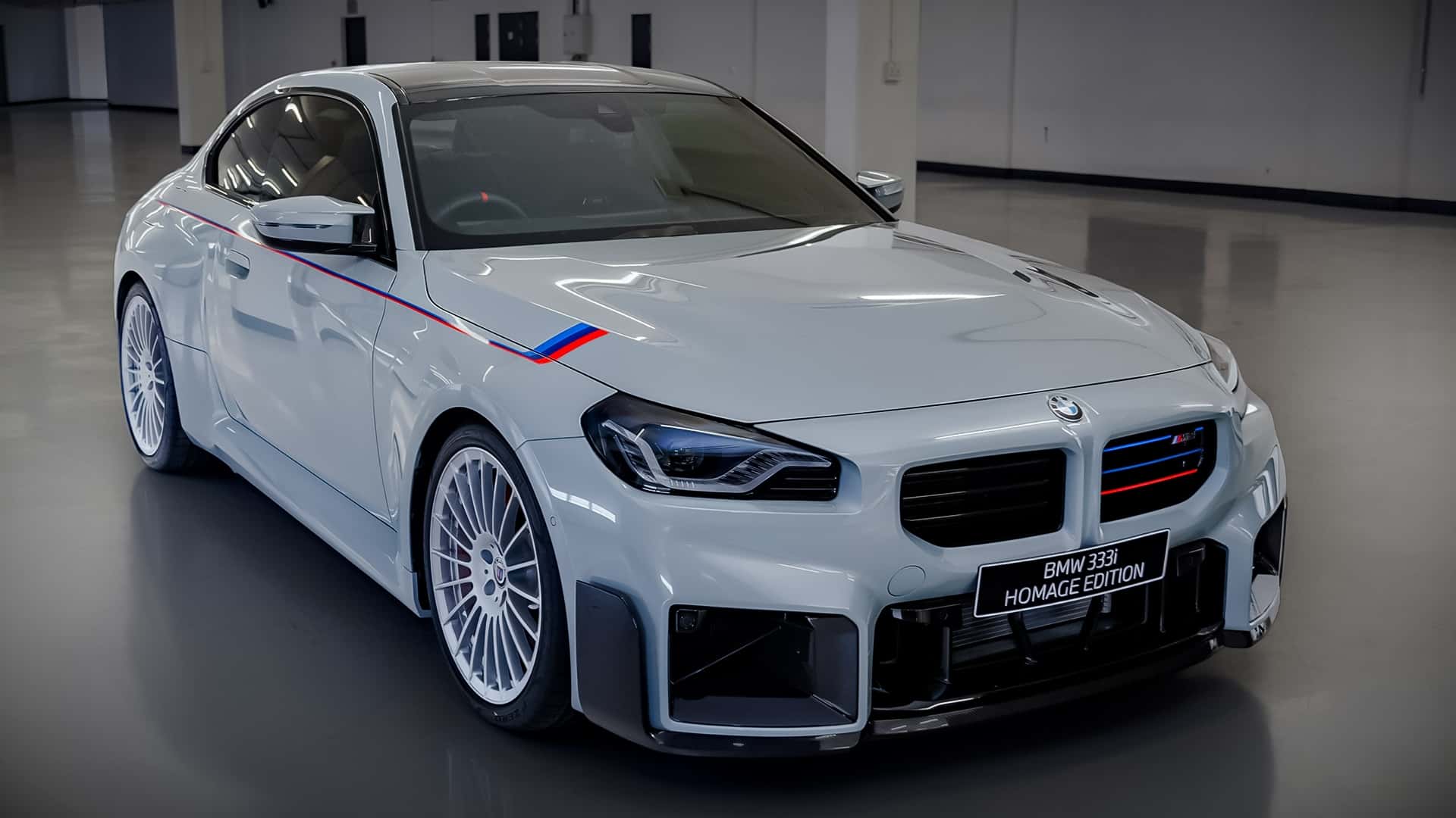 BMW 333i Homage Edition (2025)