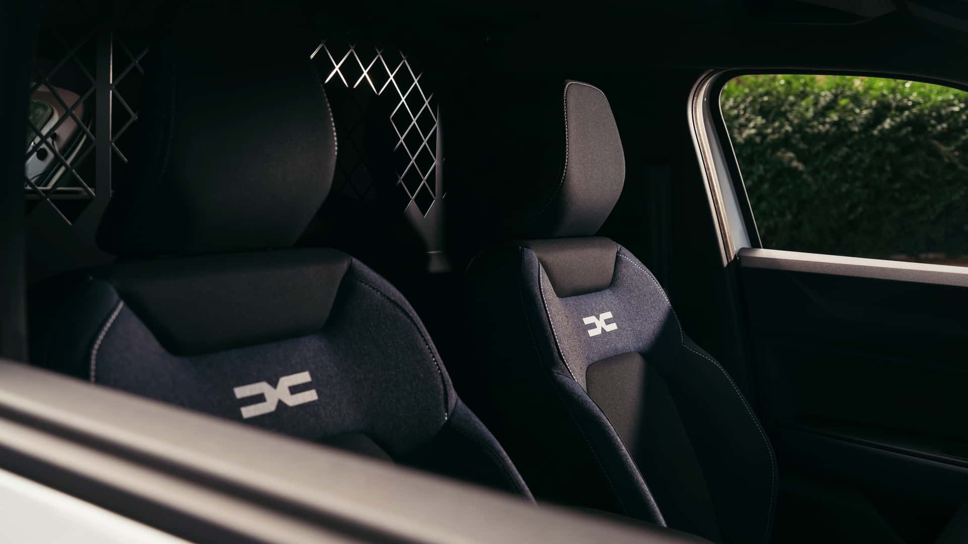 Dacia Duster (2025) als Lieferwagen-Umbau