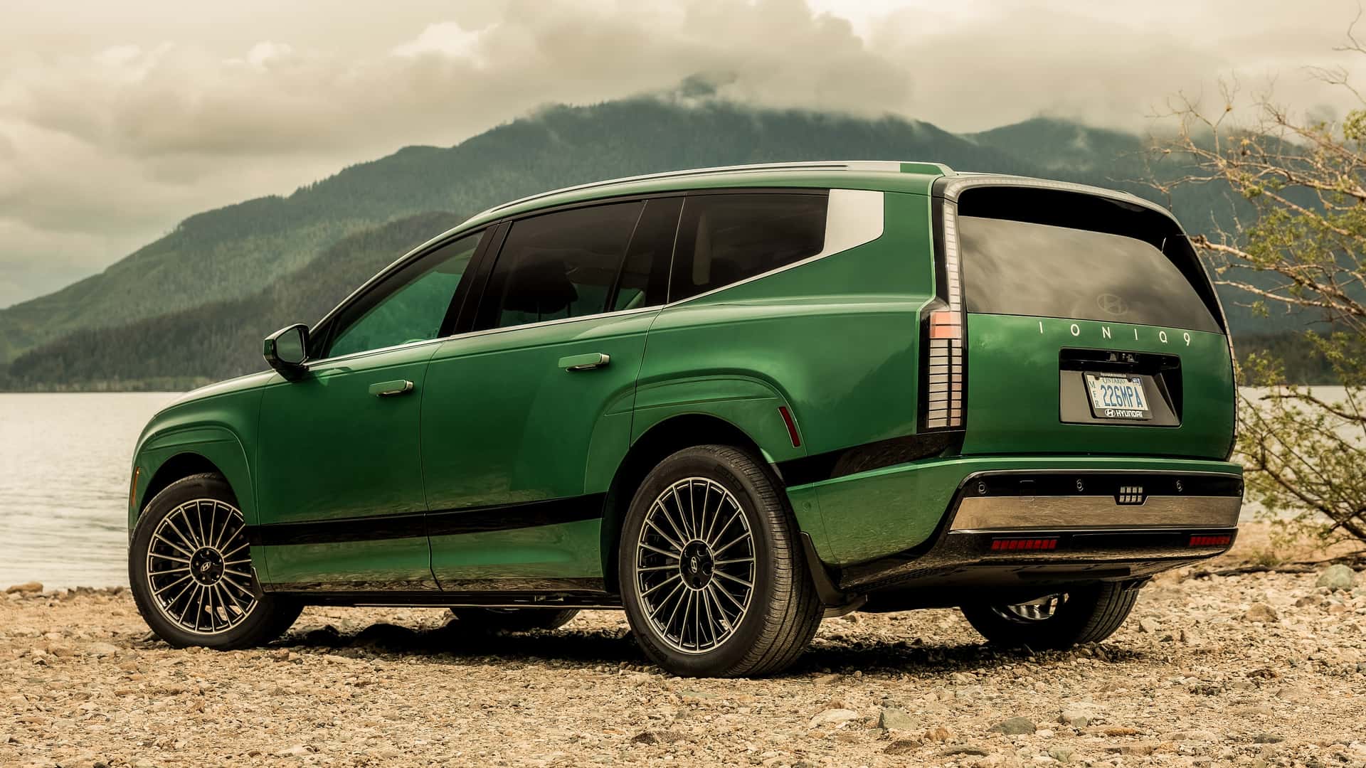 Ulasan Hyundai Ioniq 9 tahun 2025