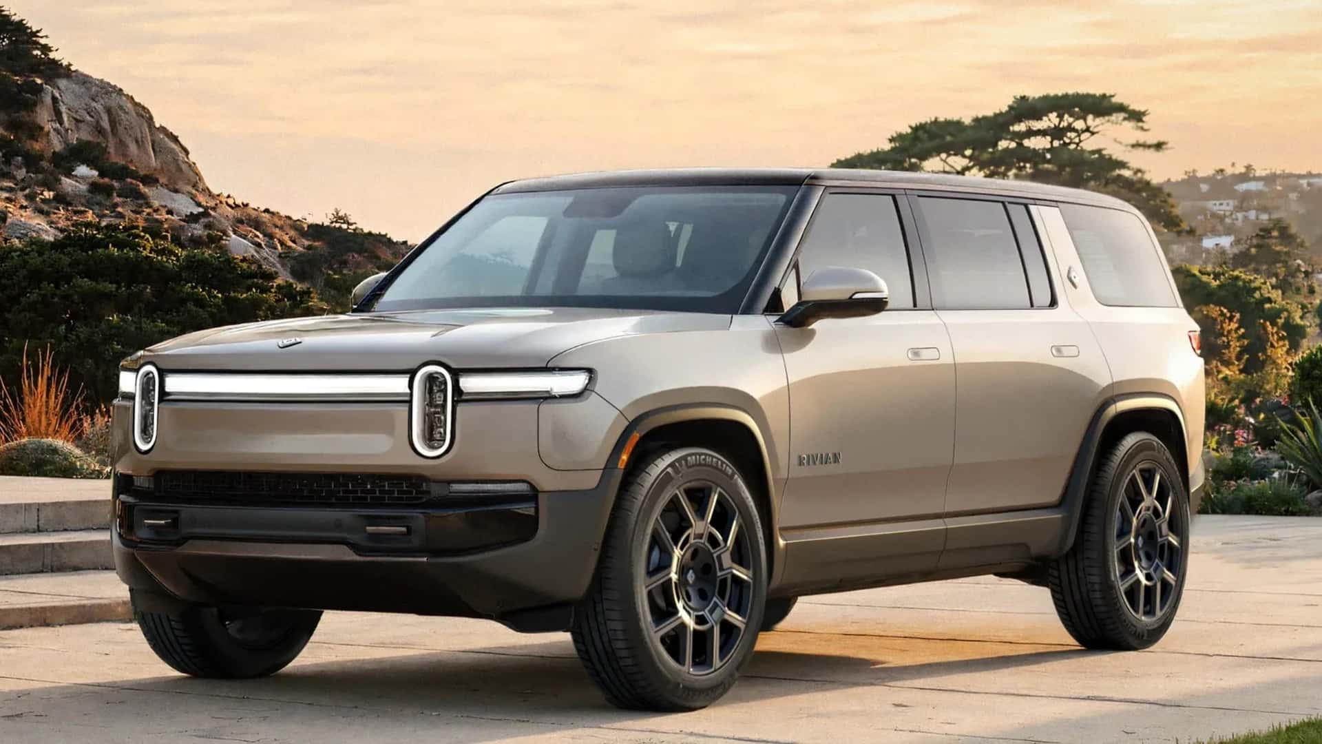 Rivian R1S Pebble Beach Edition