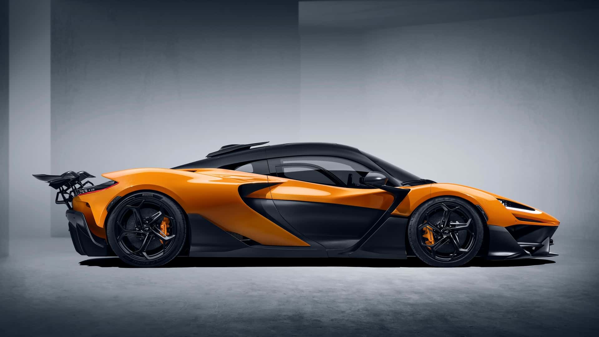 2025 McLaren W1