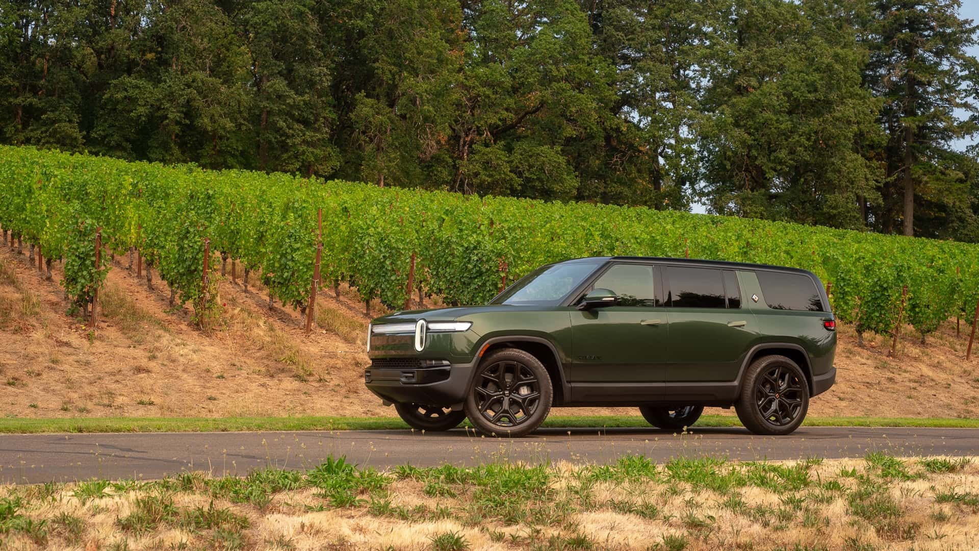 2025 Rivian R1S First Drive