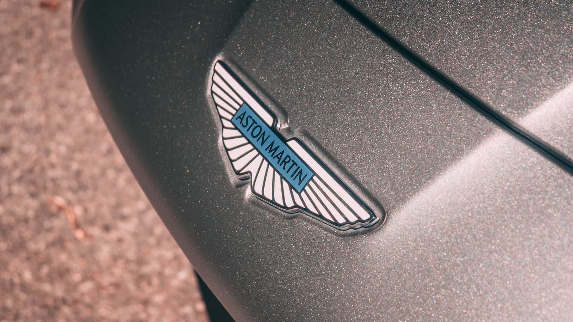 Aston Martin Menjual Saham Tim F1nya dan Mungkin Akan Go Private