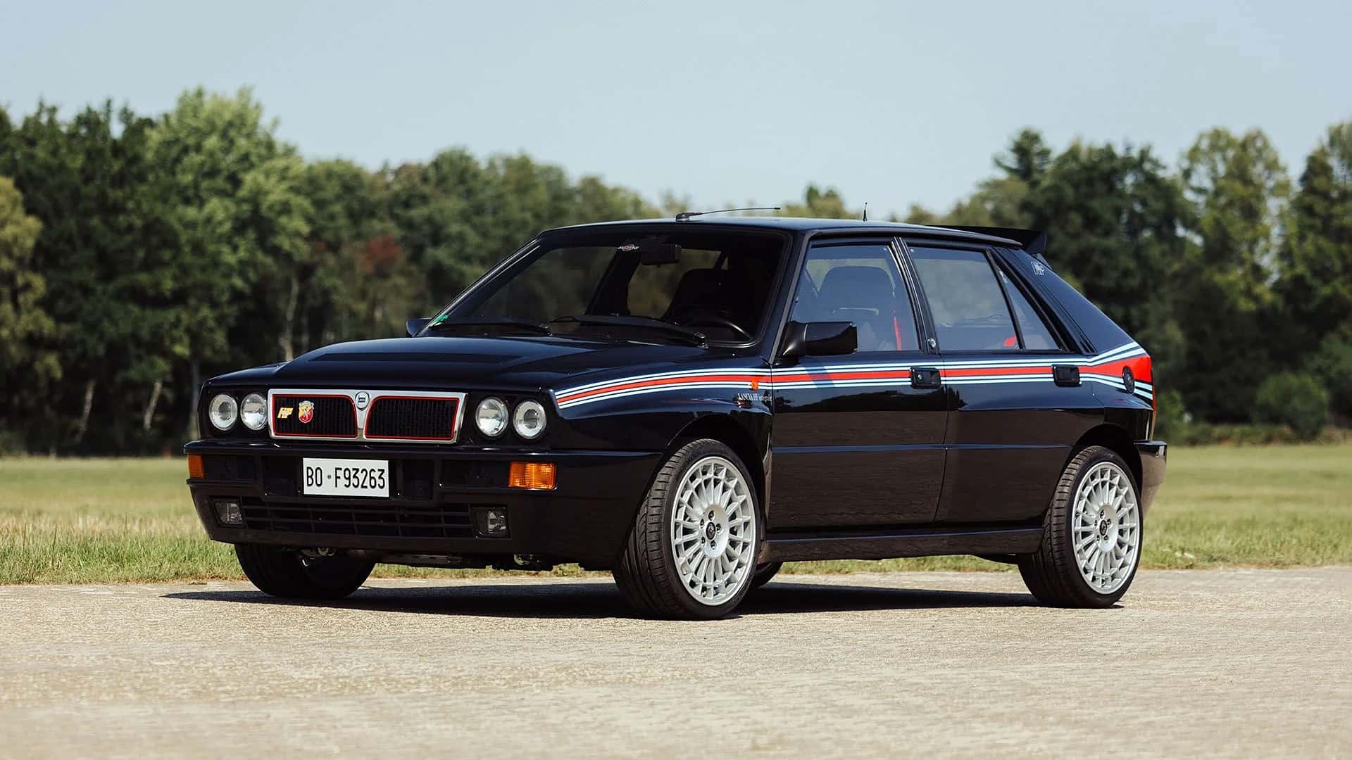 La Lancia Delta HF Integrale d'un célèbre chanteur italien est à vendre