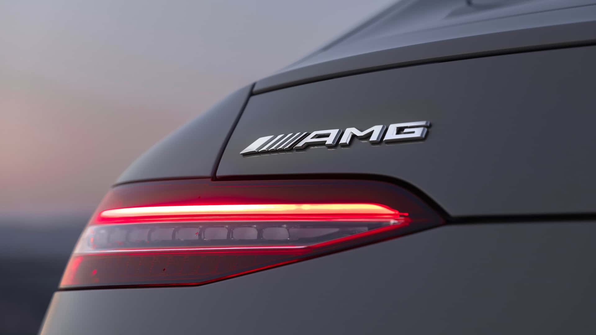 AMG Mendapatkan Bos Baru. Mercedes Menyimpan Misteri