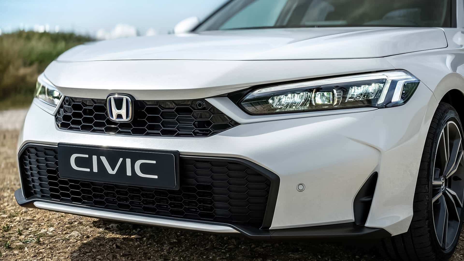 Honda Civic e:HEV (2025)