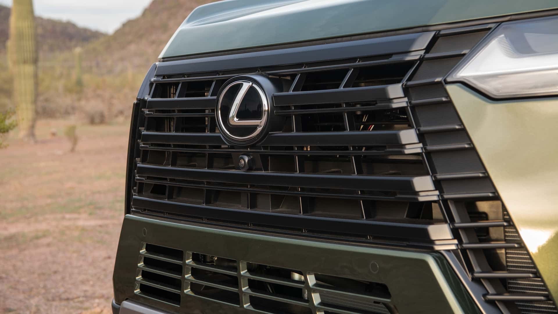 2024 Lexus GX 550 Overtrail+ Exterior Grille
