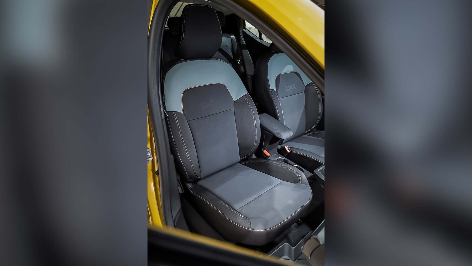 Restyling, intérieur et coffre de la Dacia Sandero