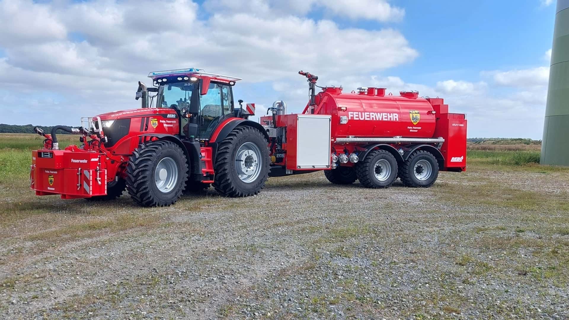 John Deere Serie 6R: el supertractor de los bomberos