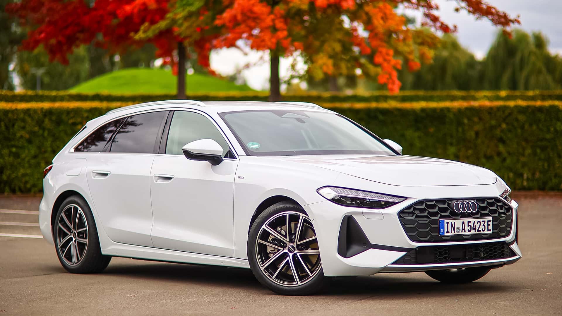 Audi A5 Avant e-hybrid (2025)