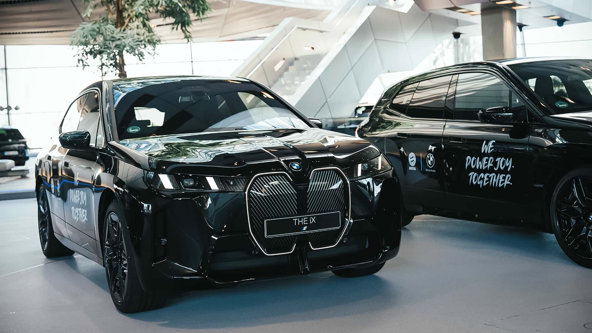 BMW und FC Bayern München Basketball