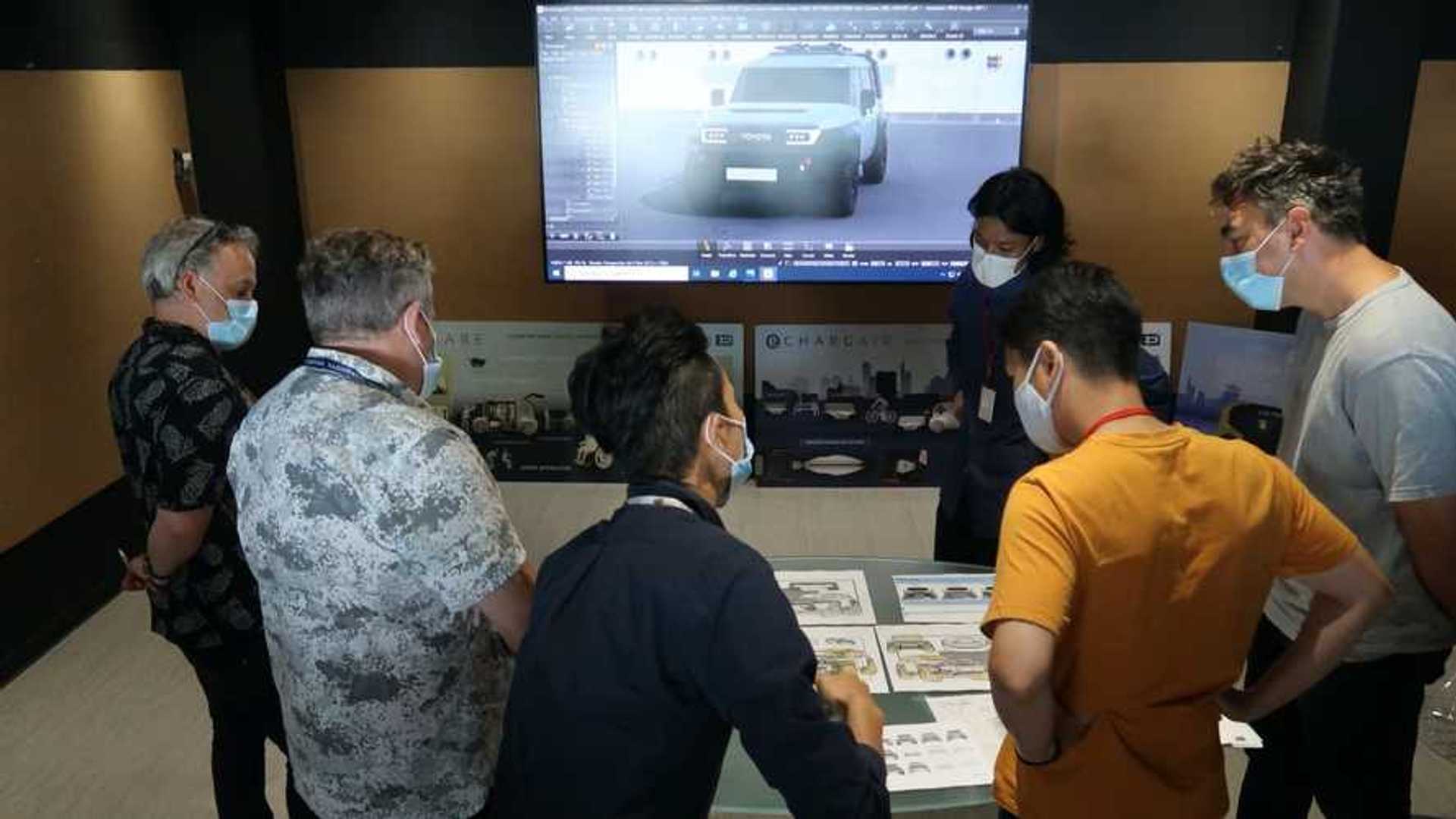 Toyota Compact Cruiser EV concept