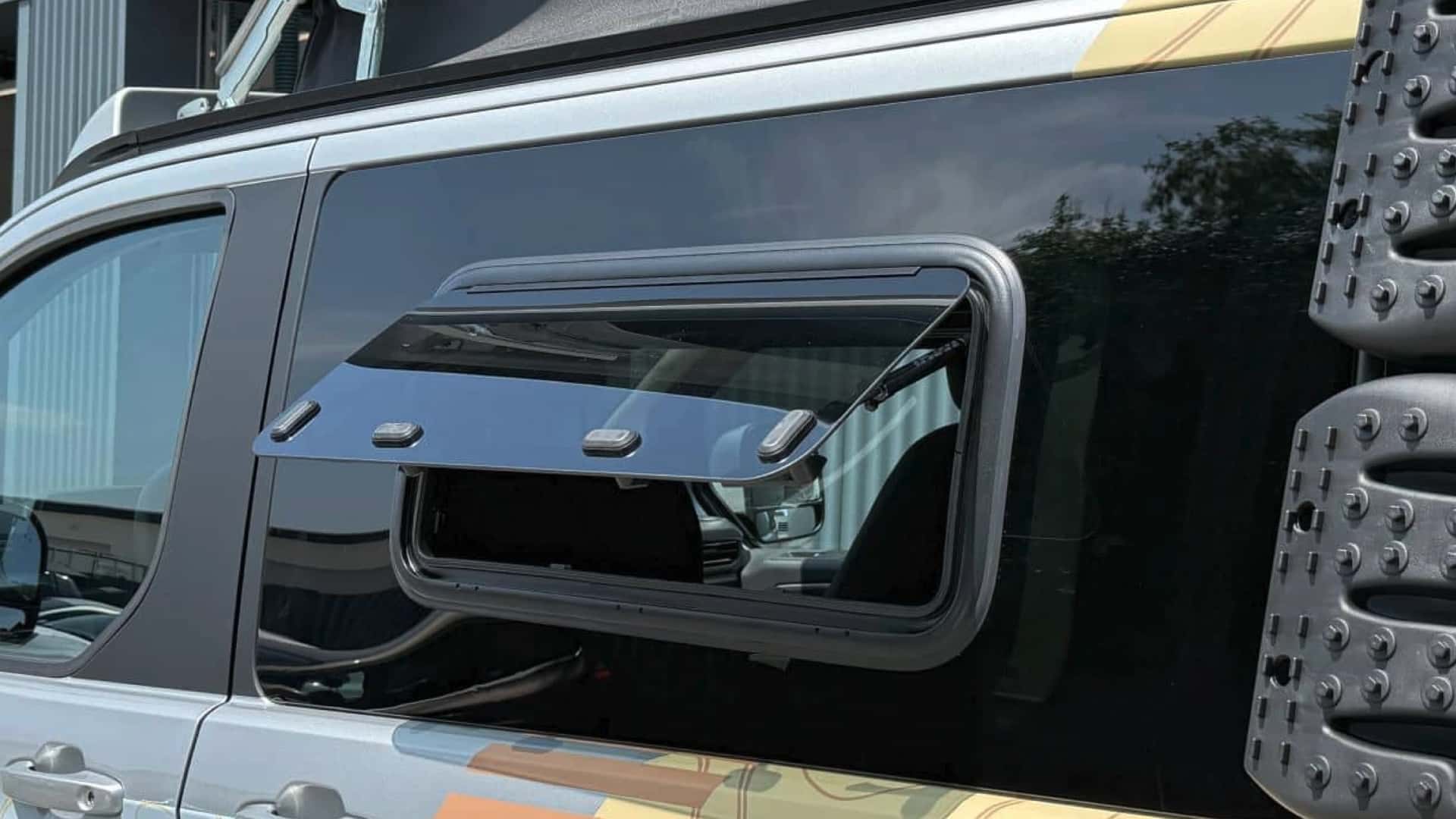 Ford Transit camper Nugget Store 2025