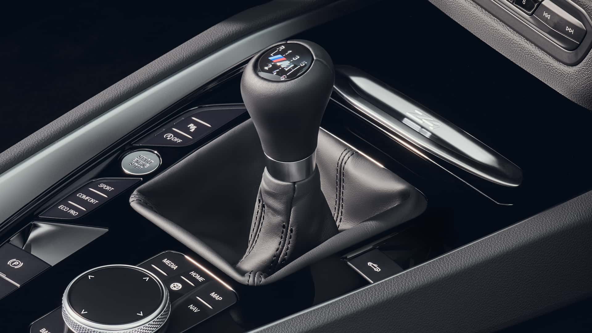2025 bmw z4 six speed manual shifter close up