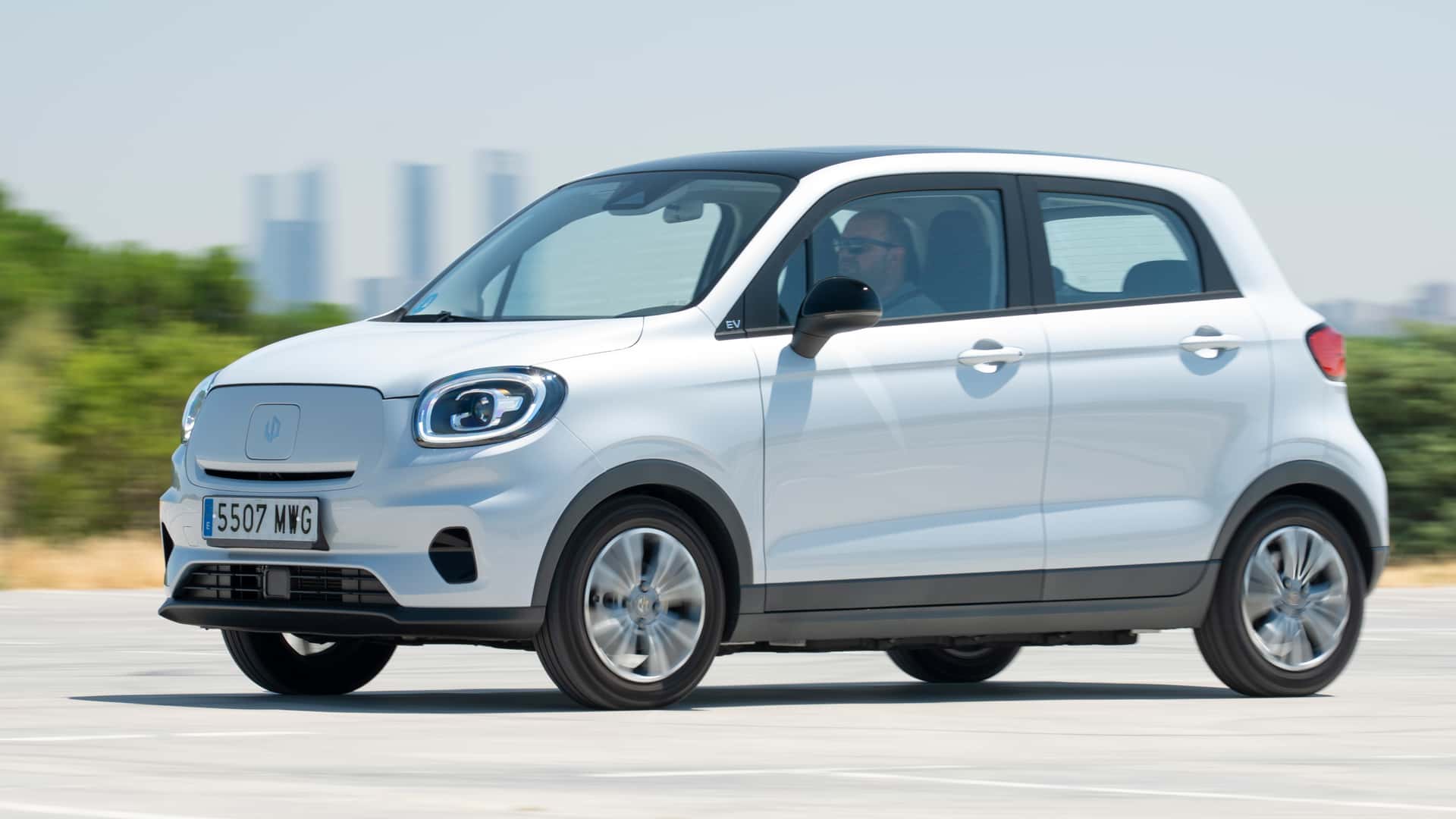 Leapmotor C10 REEV y Leapmotor T03