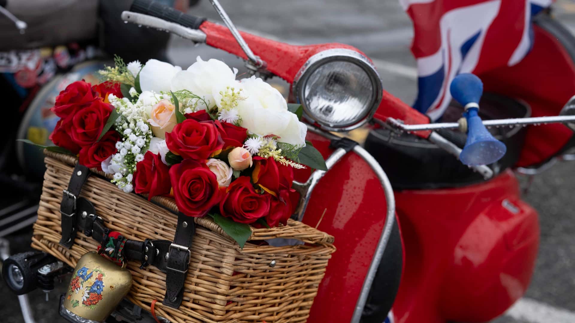 Ikon Skuter Favorit Dunia Berusia 80 Tahun