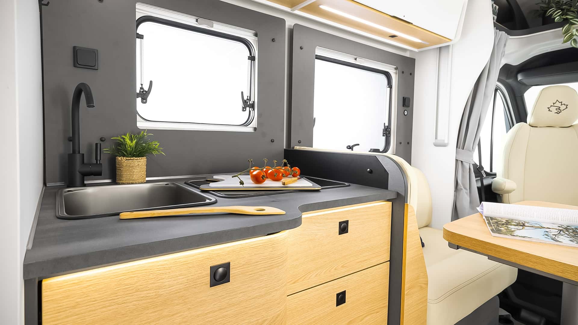 Ahorn Camp TE 740 (2025)